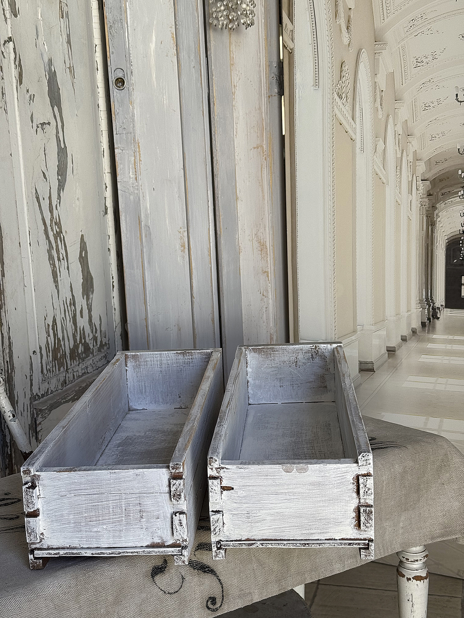 Altes Duo lange Holzschubladen mit Werkstatt-Charme***