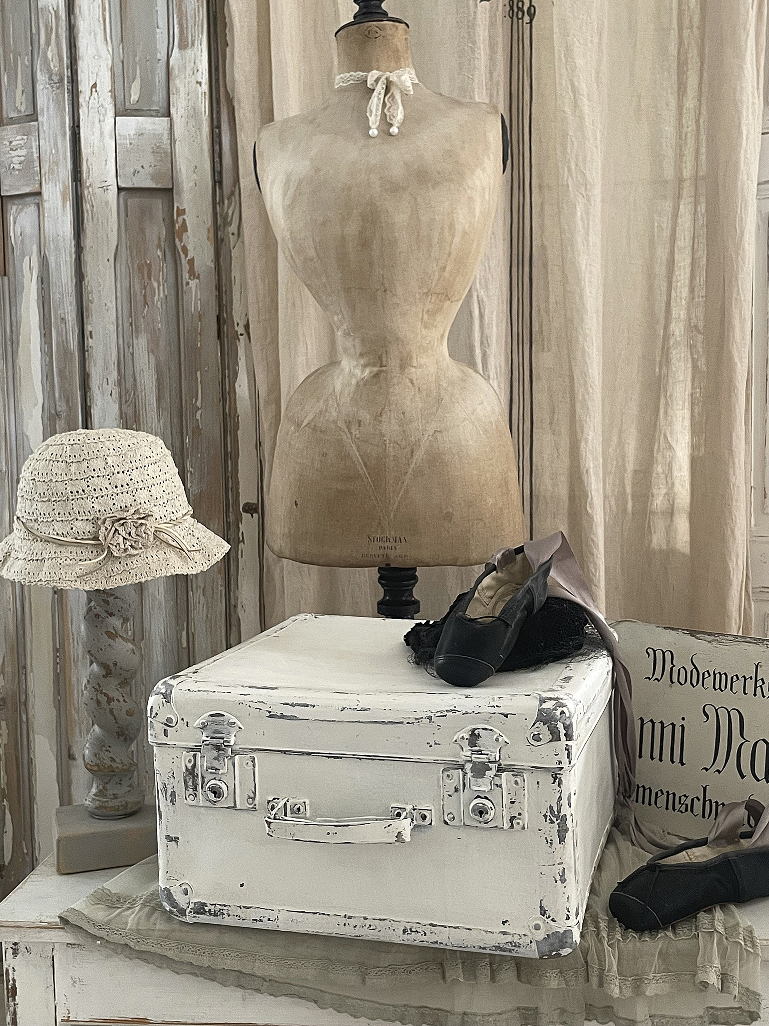 Alter Hutkoffer Brocante*** Alter Hutkoffer Brocante***