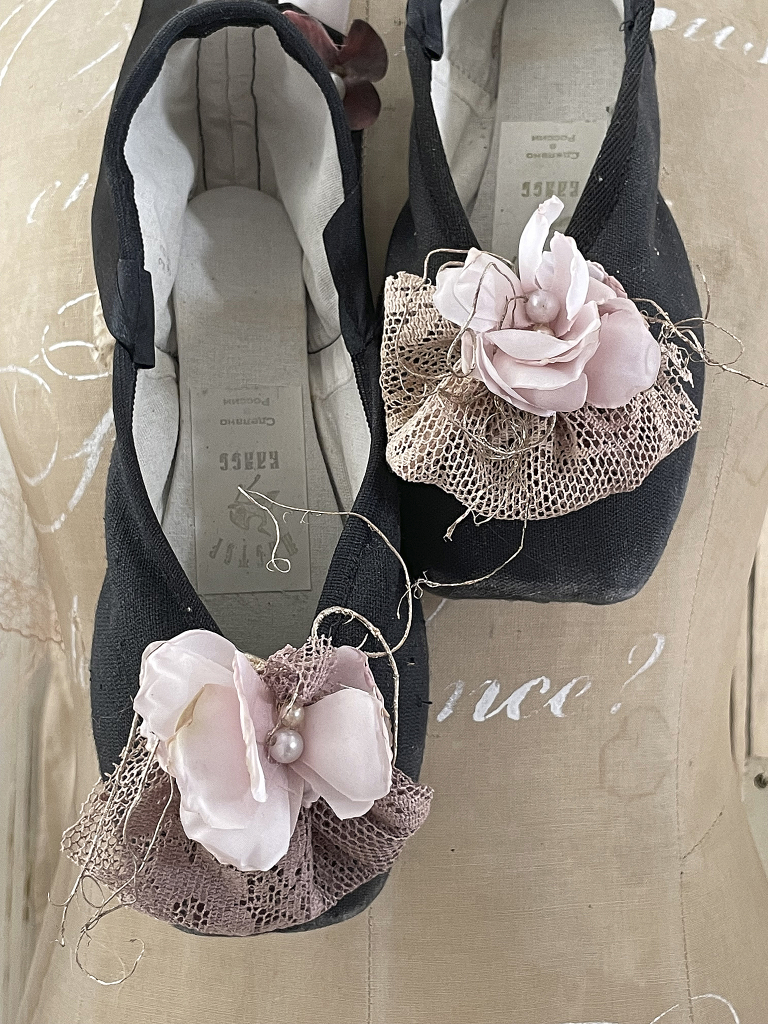 Black swan Spitzenschuhe-Malve*** Black swan Spitzenschuhe-Malve***