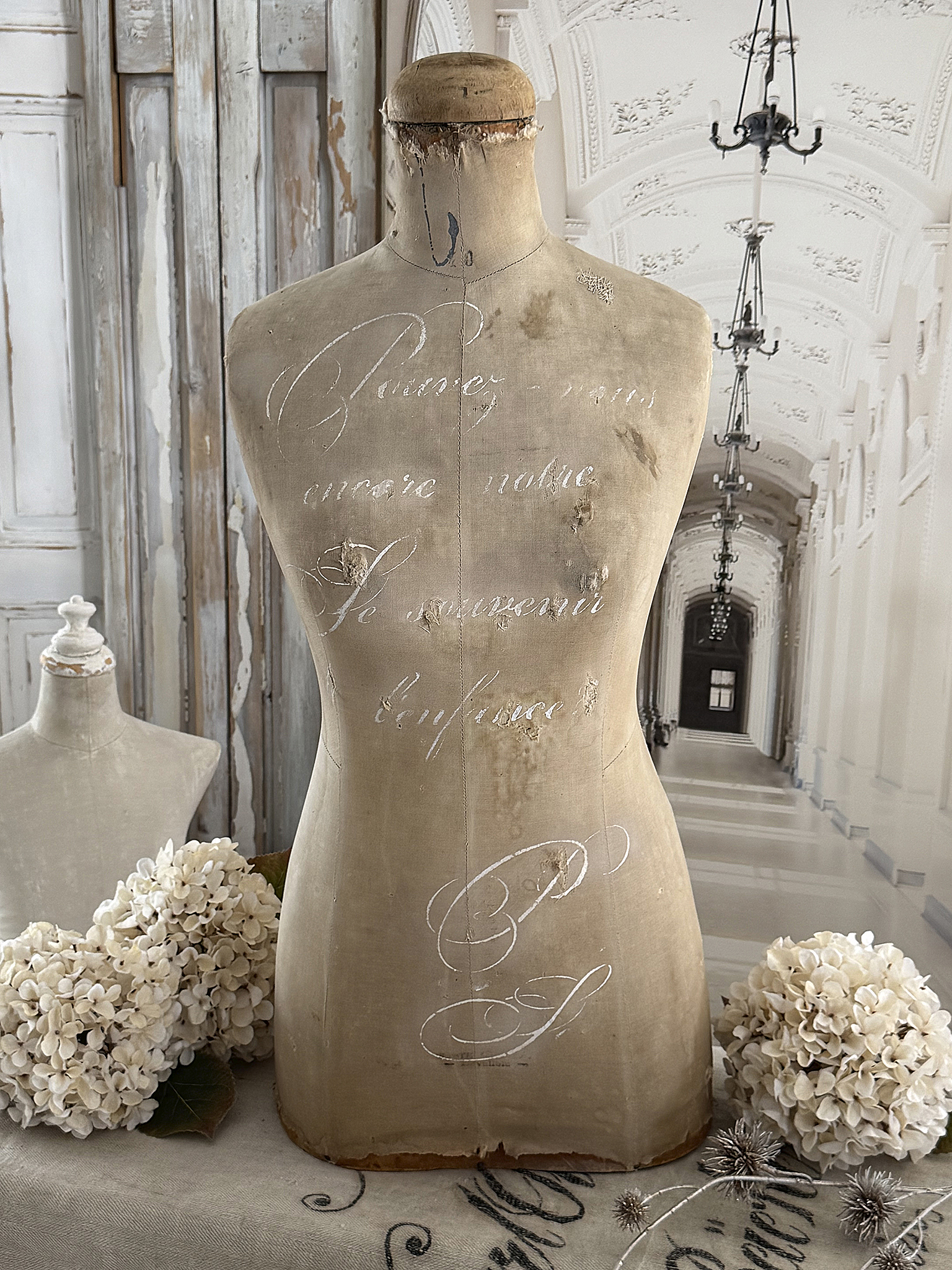 Antike Schneiderpuppe/Torso mit viel Charme***