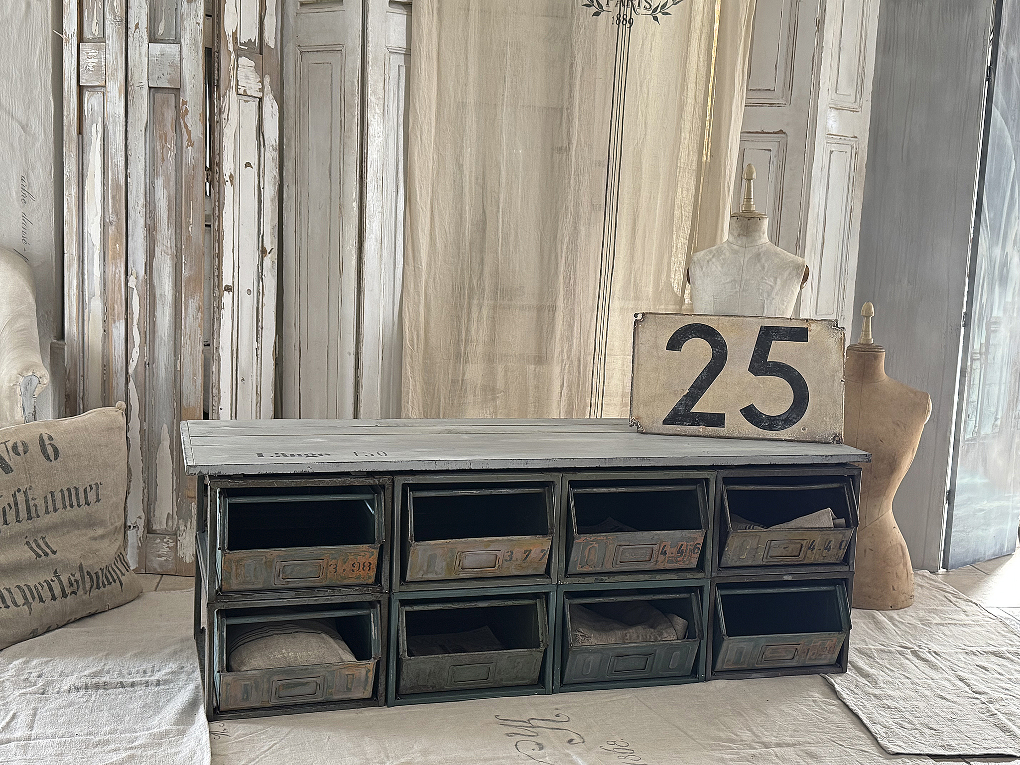 Coole Vintage-Schüttenbank – Ein echtes Unikat für Liebhaber! ***