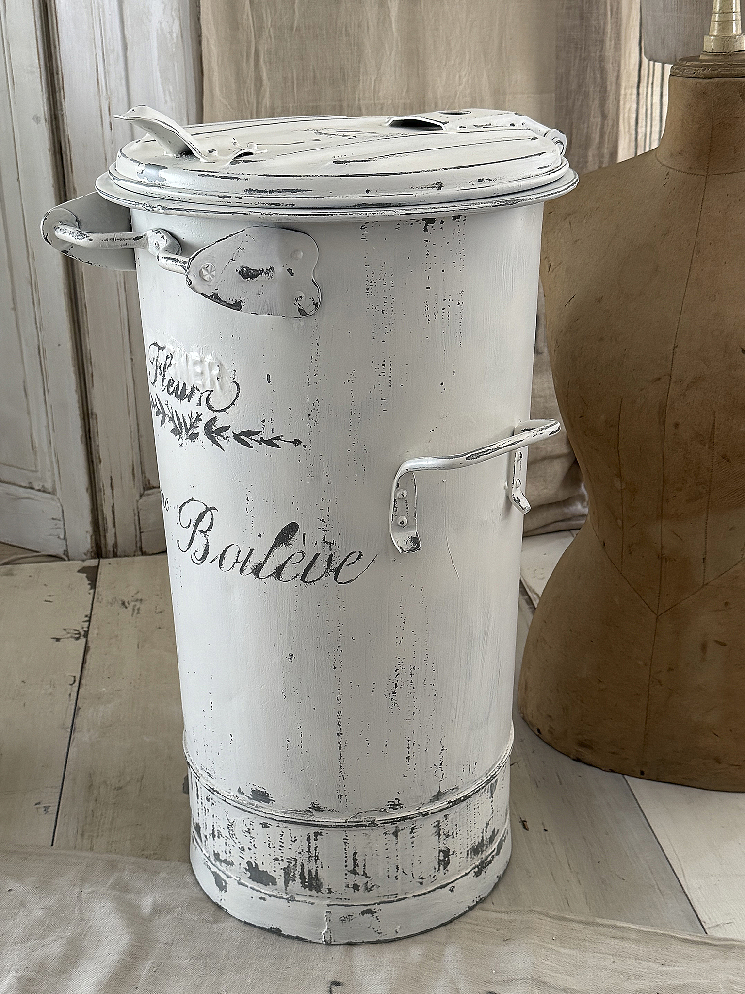  Alte große Zinkmülltonne Fleura***