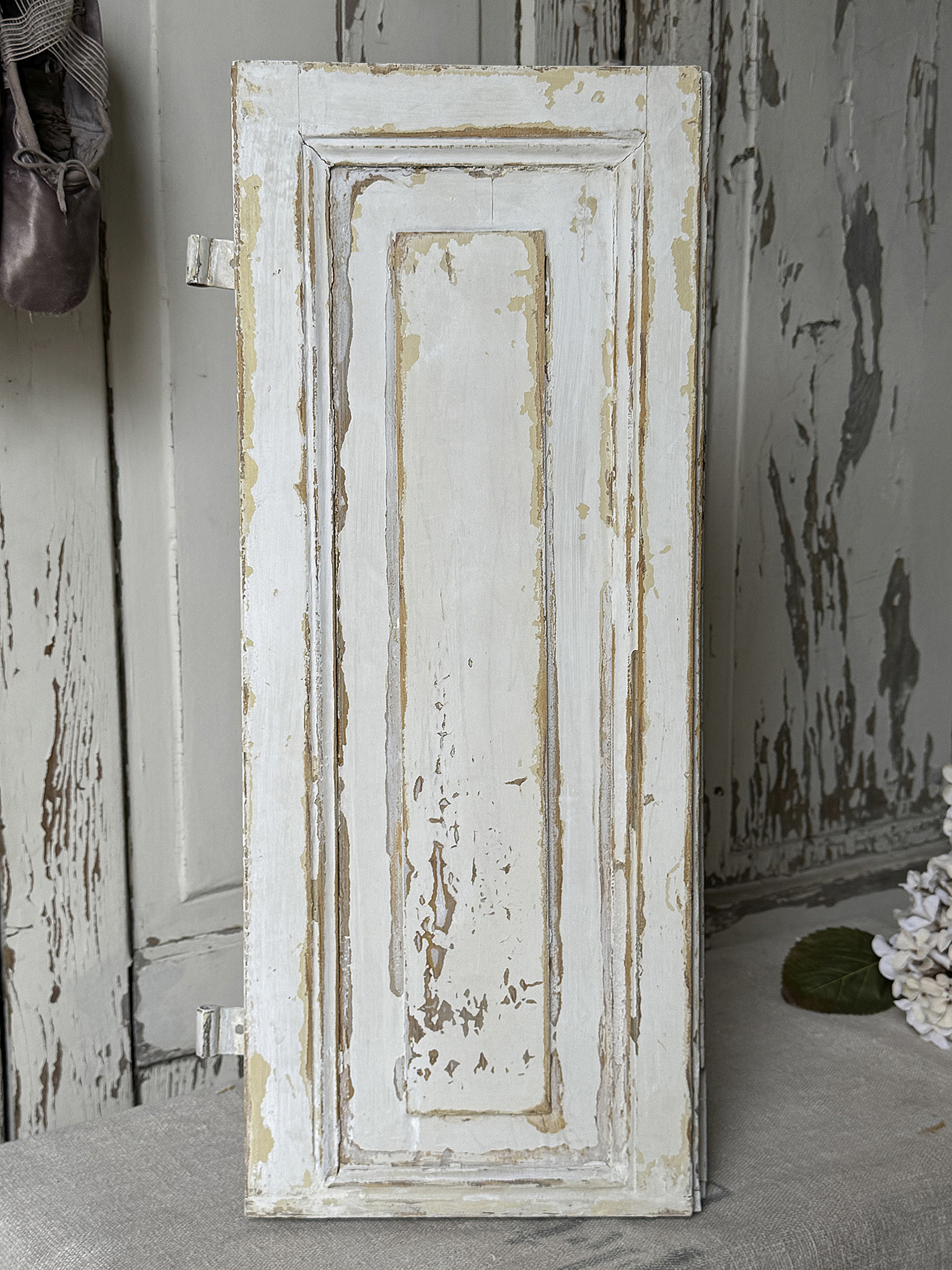 Charme vergangener Zeiten – süßer französischer Klappladen***