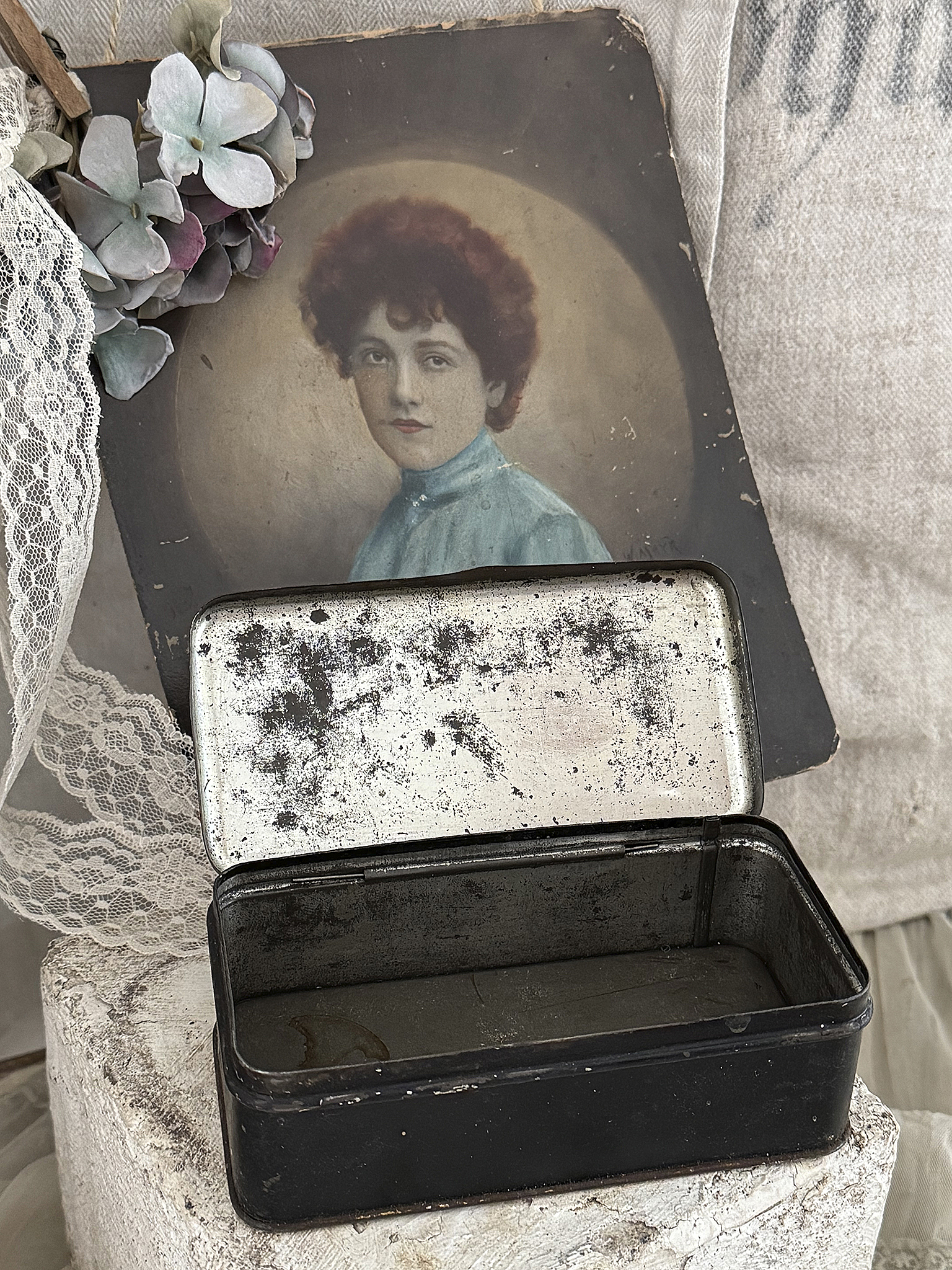 Dose mit Bild Art-Deco Dose mit Bild Art-Deco
