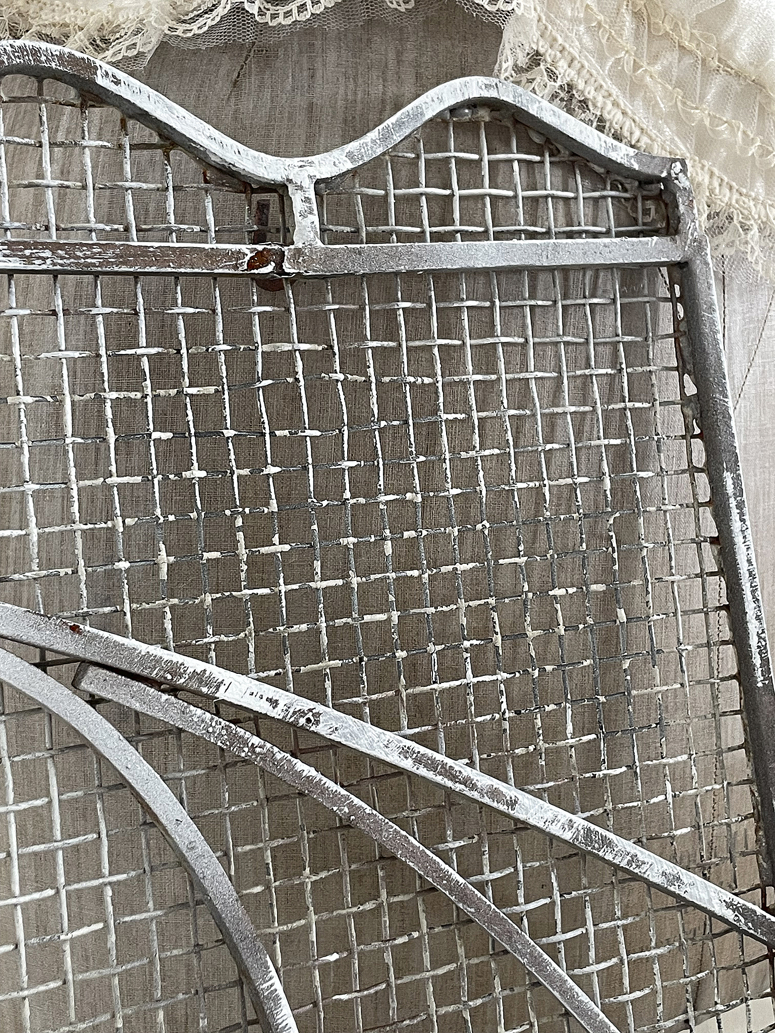 Altes Zierelement aus Metall*** Altes Zierelement aus Metall***