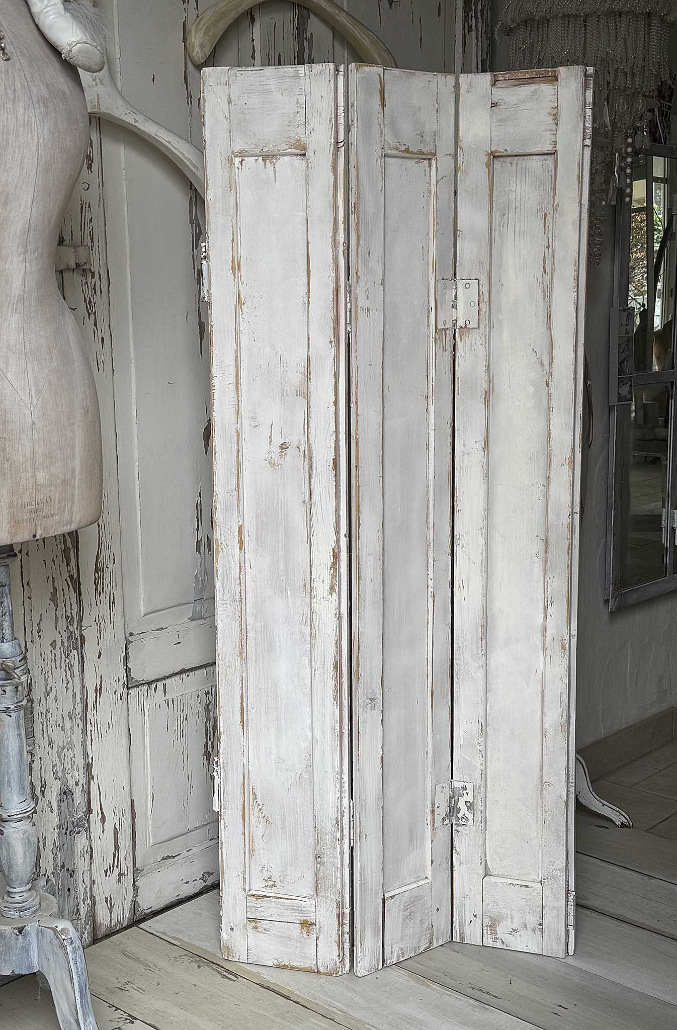 Französischer Klappladen – ein echtes Masterpieces of Art***