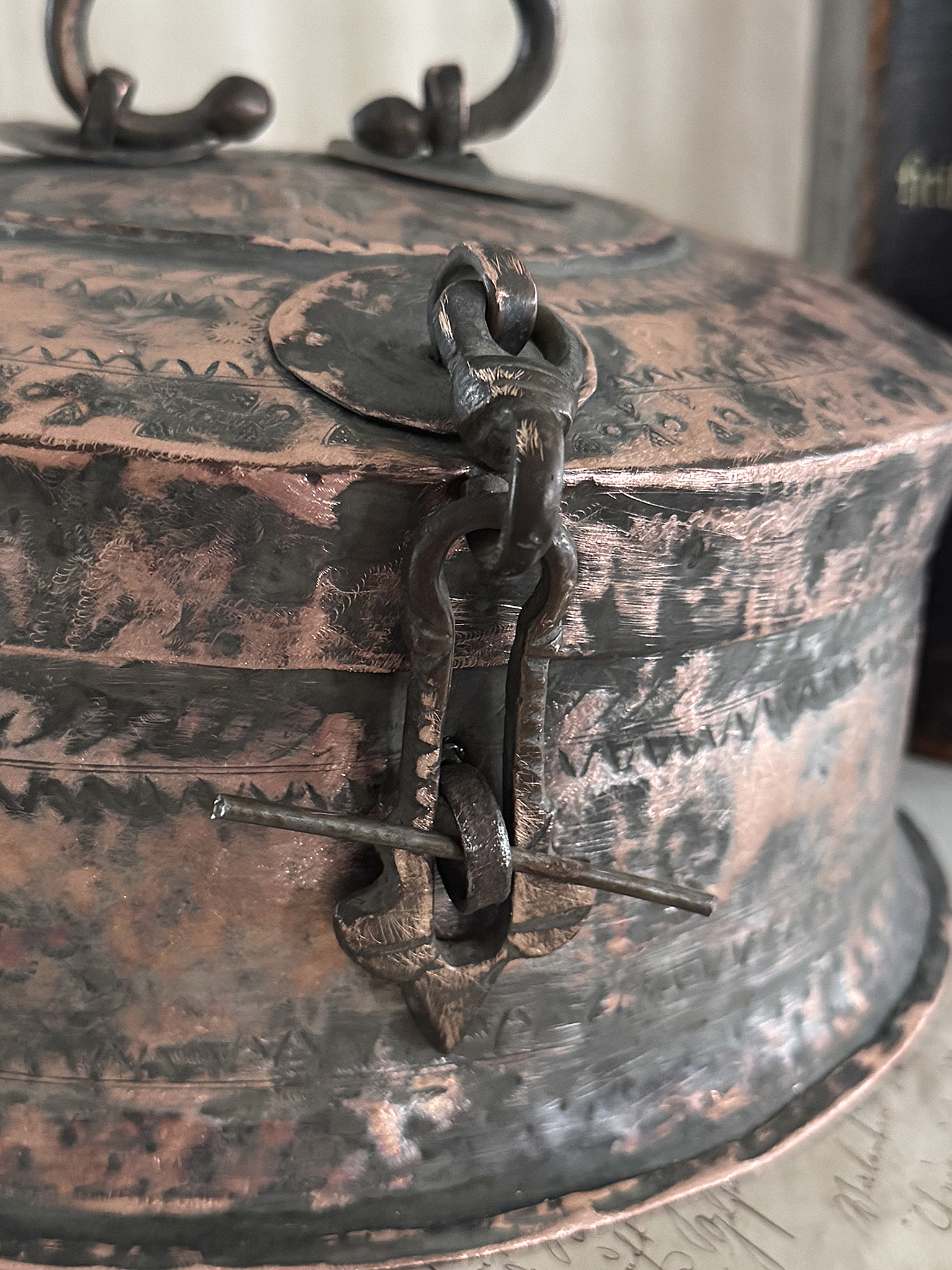 Antike Kupferschale mit Deckel ein kostbares Stück mit Geschichte*** 