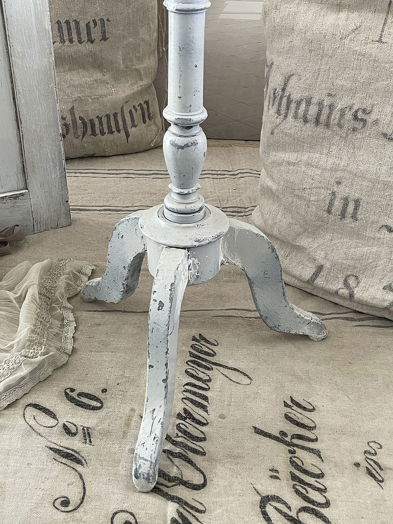 Antike Kinder-Schneiderpuppe Haute Couture Antike Kinder-Schneiderpuppe Haute Couture