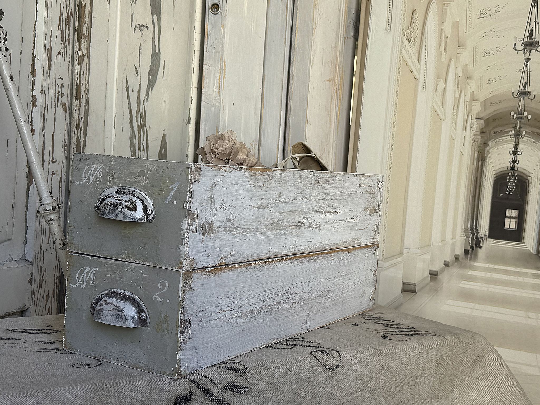 Altes Duo lange Holzschubladen mit Werkstatt-Charme***