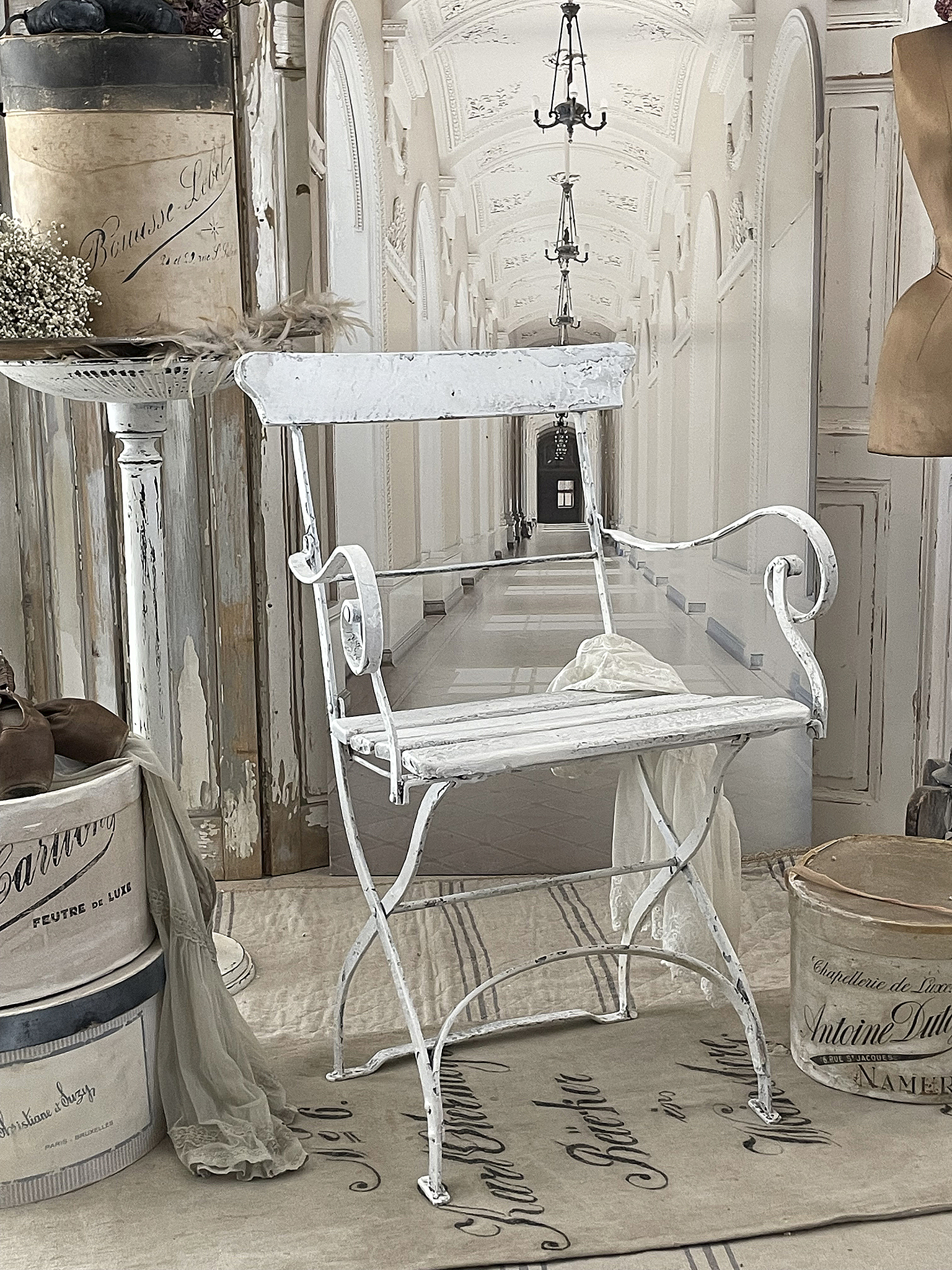 Brocante Gartenstuhl mit Armlehne*** Brocante Gartenstuhl mit Armlehne***