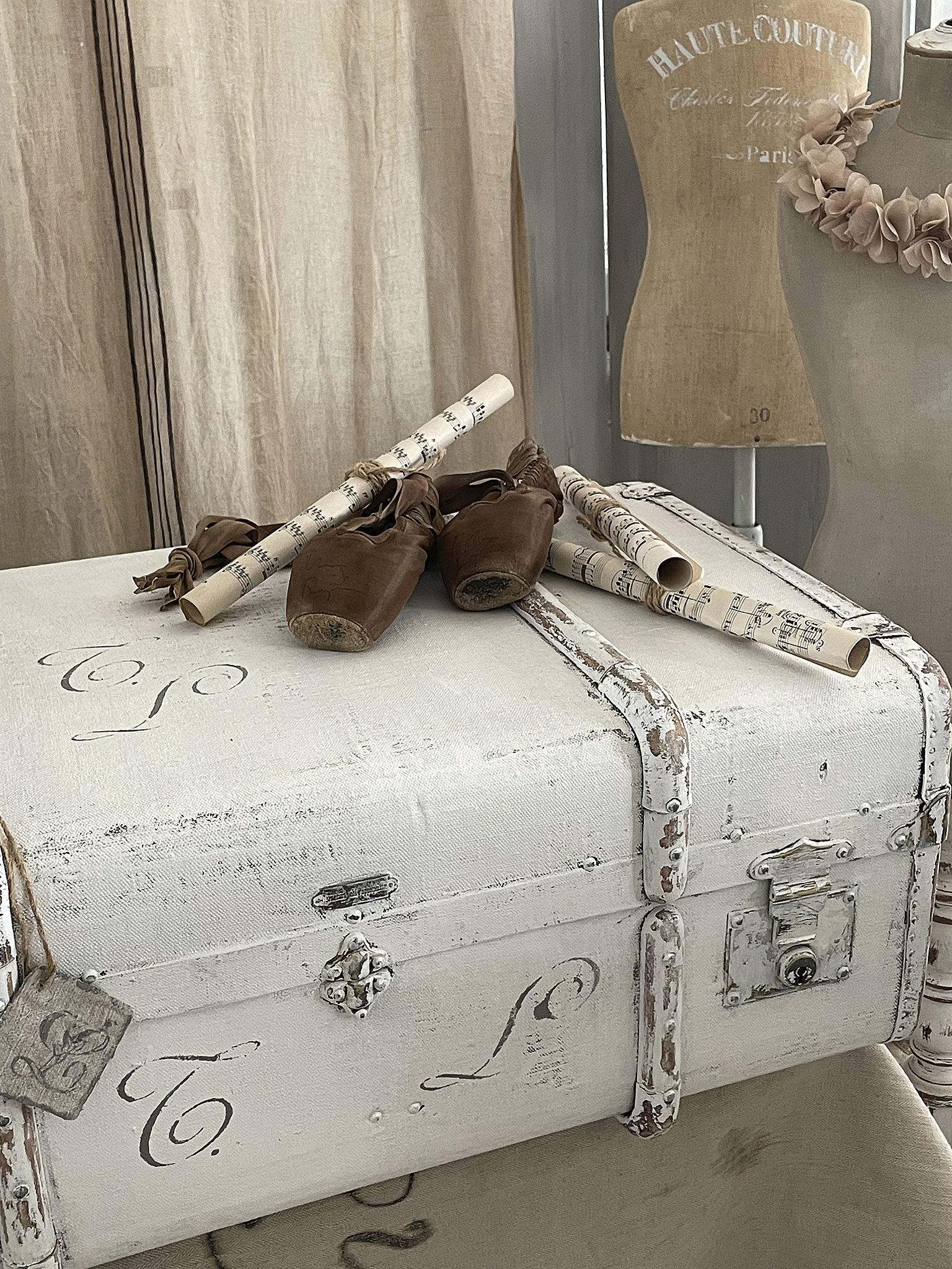 Antiker,großer Überseekoffer Shabby pur*** Antiker,großer Überseekoffer Shabby pur***