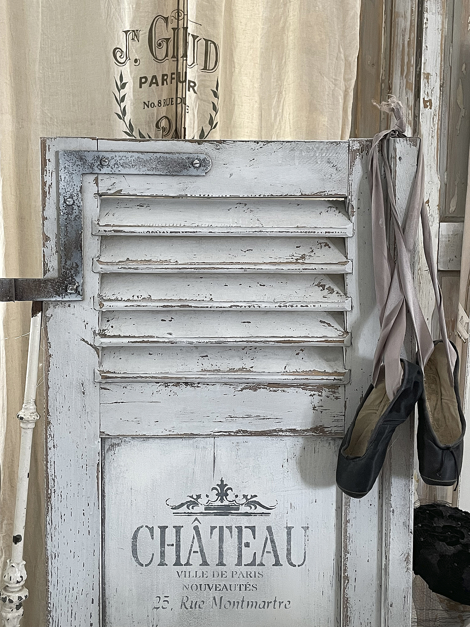 Alter Fensterladen Brocante Chateau*** Alter Fensterladen Brocante Chateau***