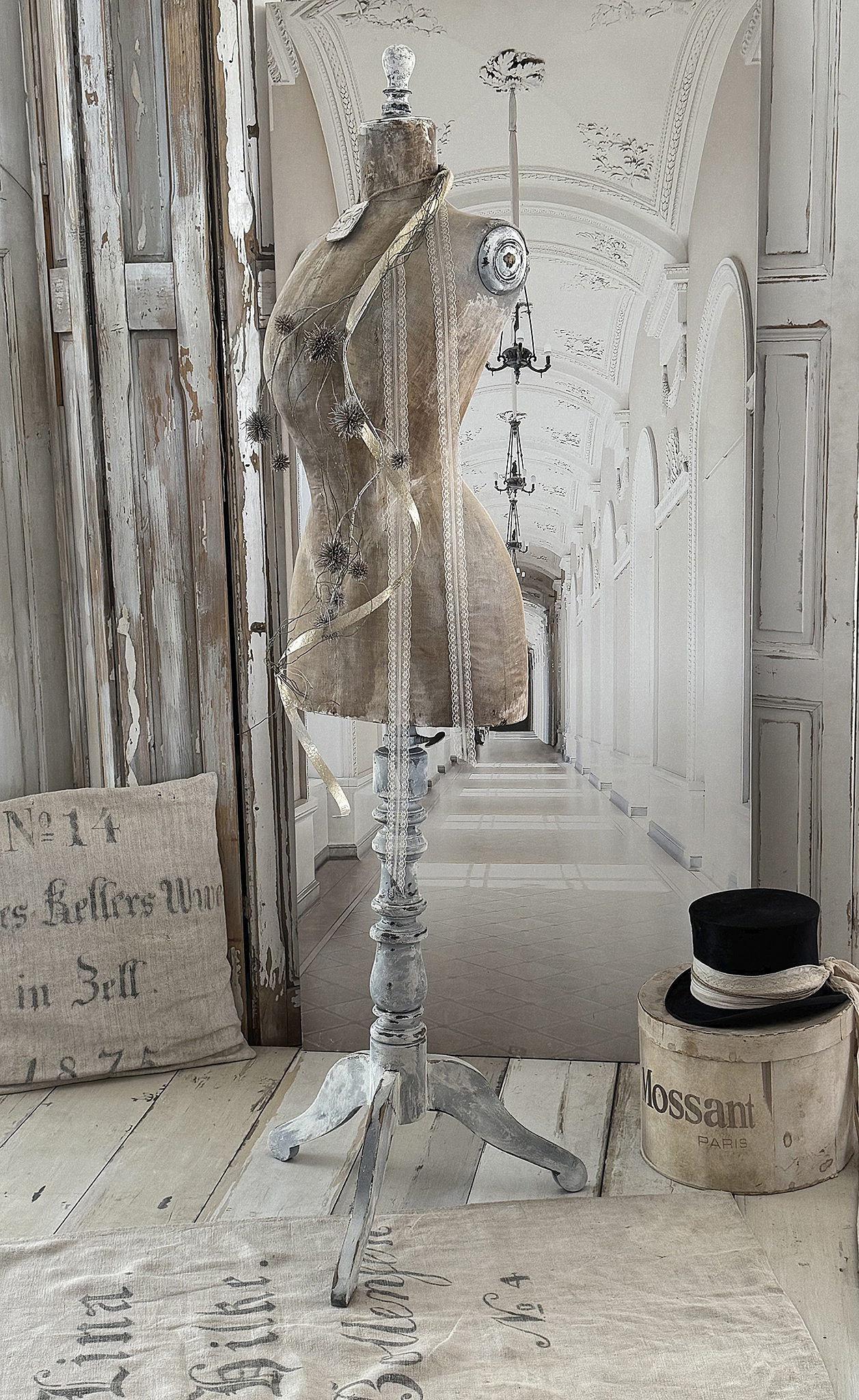  Antike Schneiderpuppe Taubenbrust/Wespentaille***