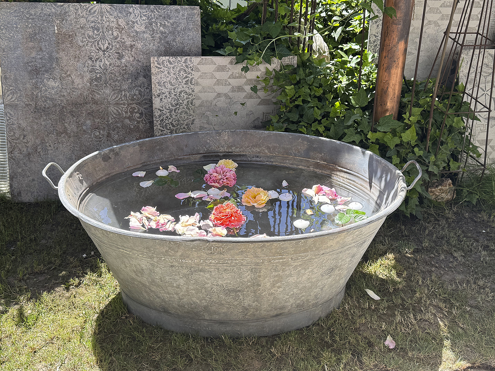 Alte sehr große Zinkwanne mit authentischer Patina – 100Liter***