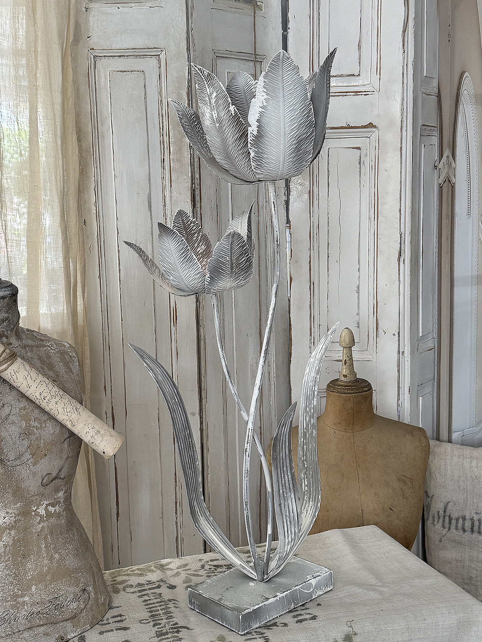 Große Tulpen-Skulptur aus Cortenstahl***