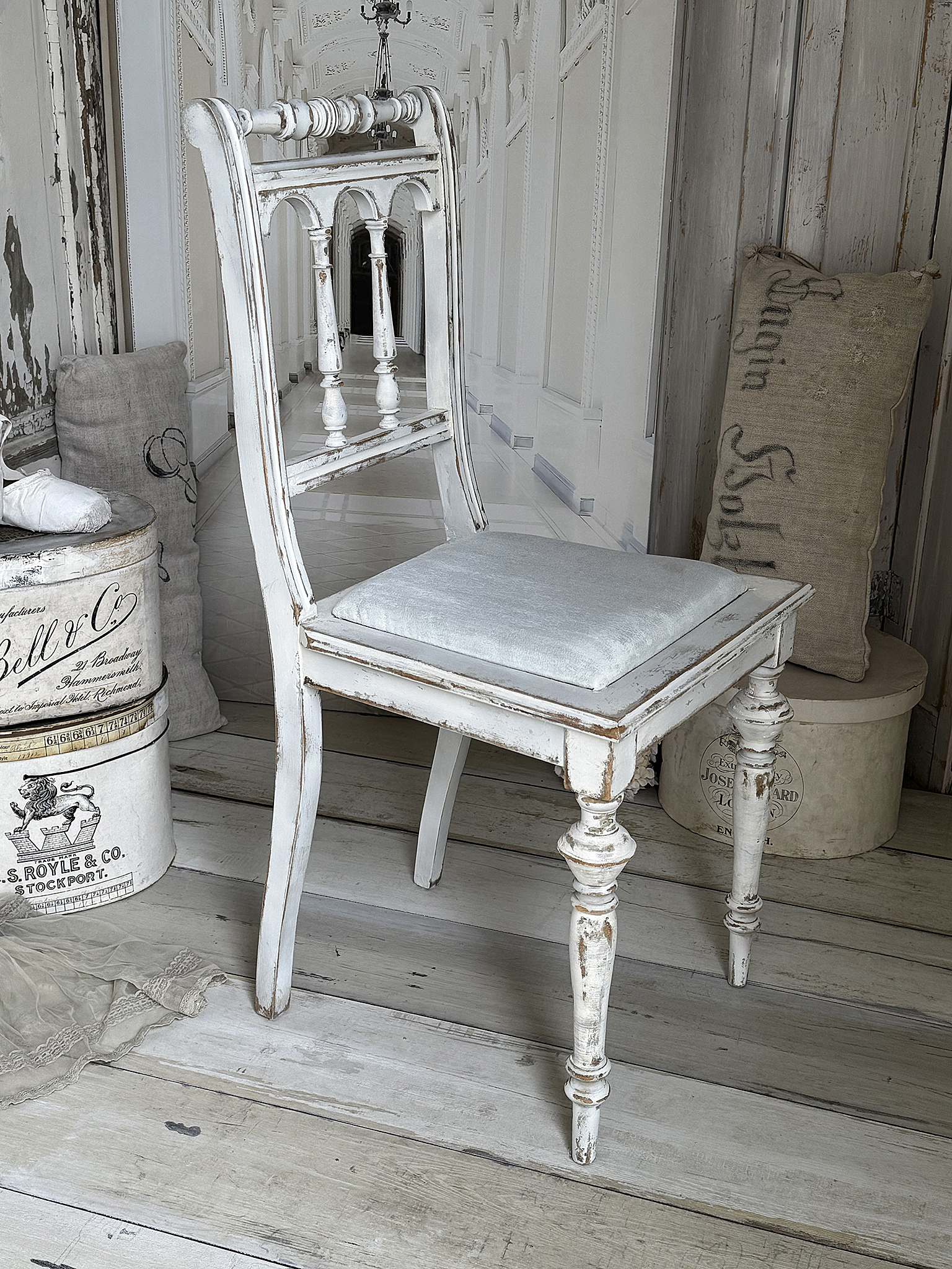 Antiker Gründerzeitstuhl mit Sitzpolster 1***