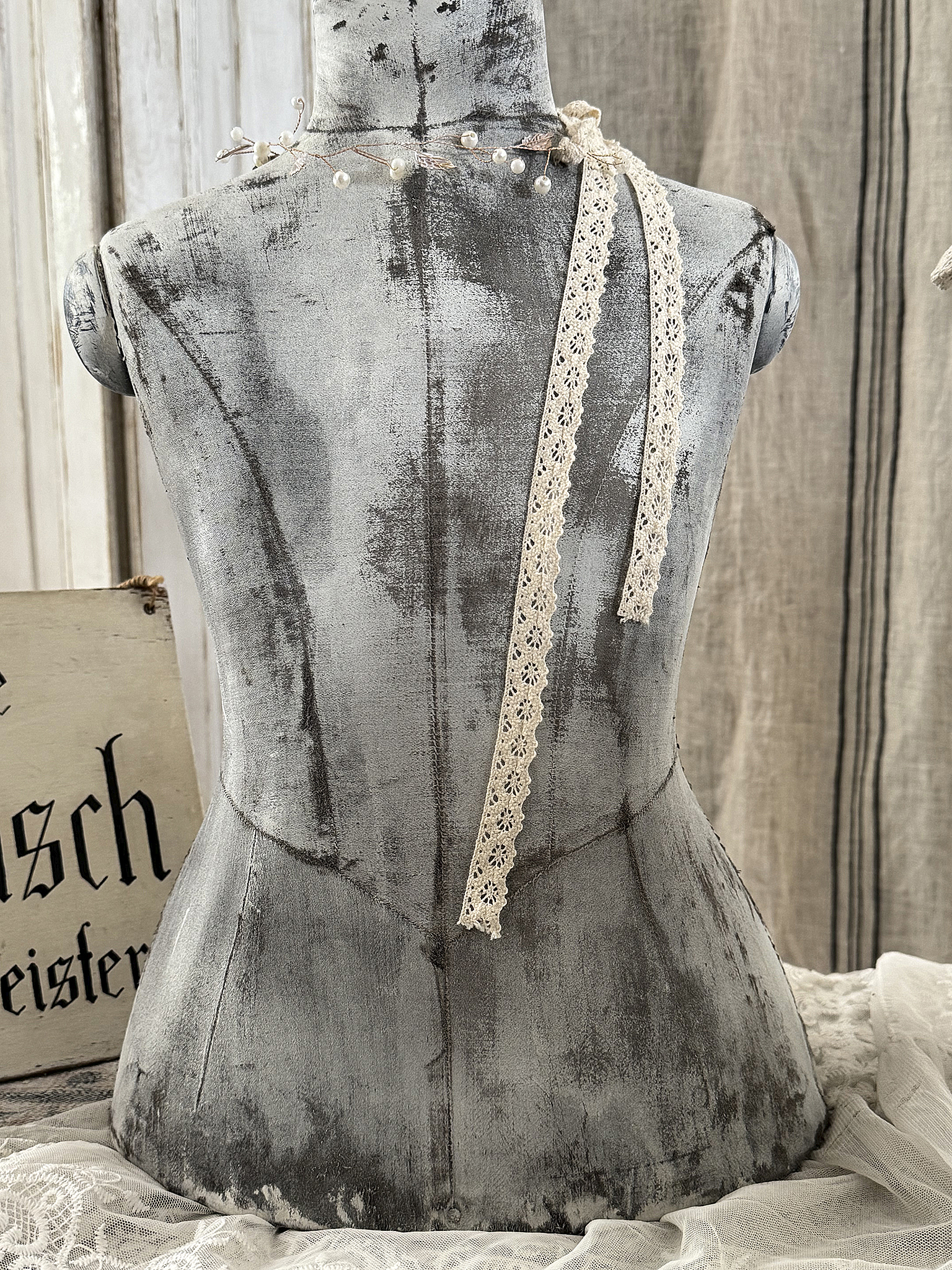 Zauberhafter antiker Kindertorso aus Frankreich – Vintage-Unikat mit wunderschöner Patina***