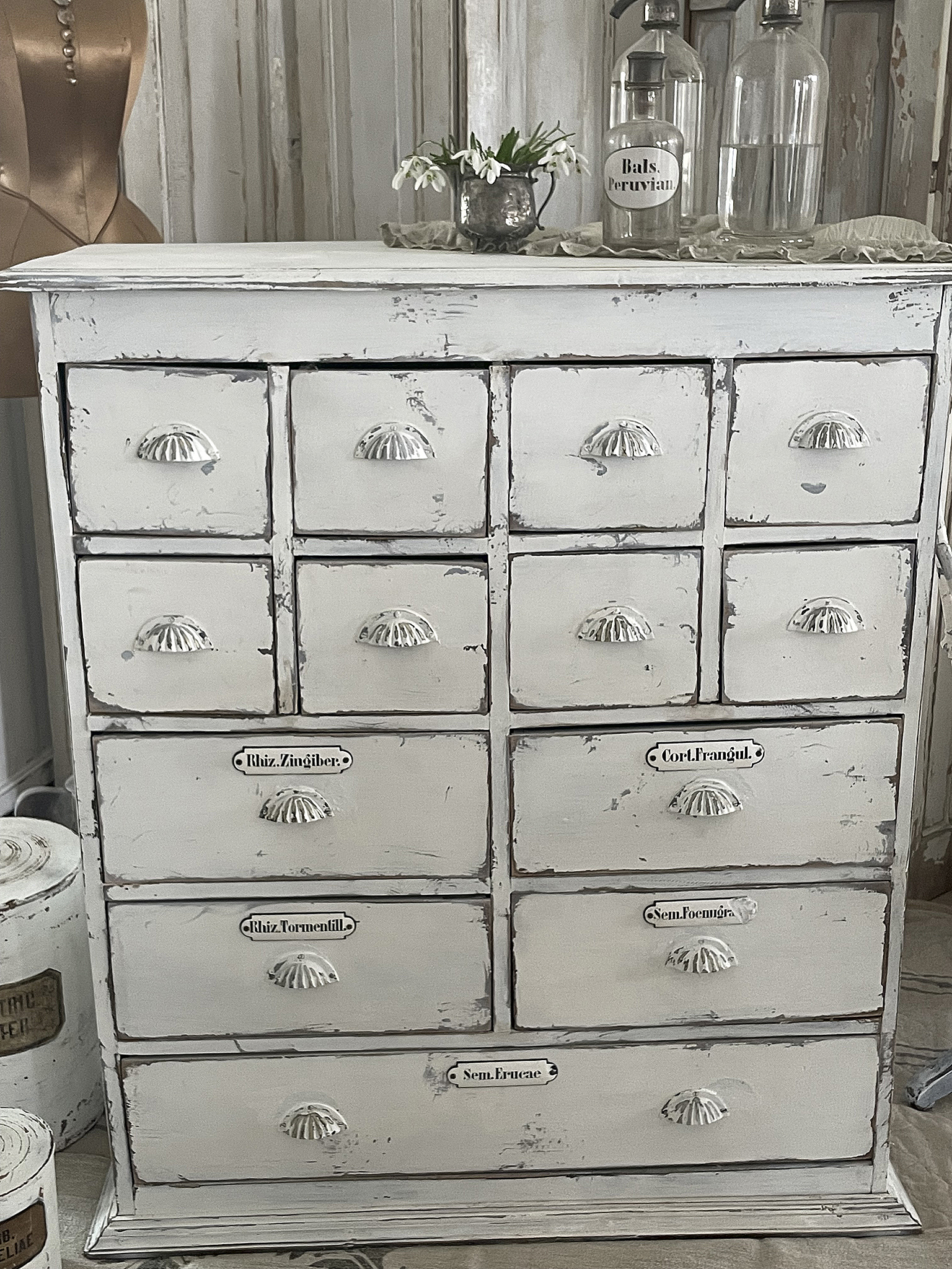 Antiker Apothekerschrank Brocante*** Antiker Apothekerschrank Brocante***
