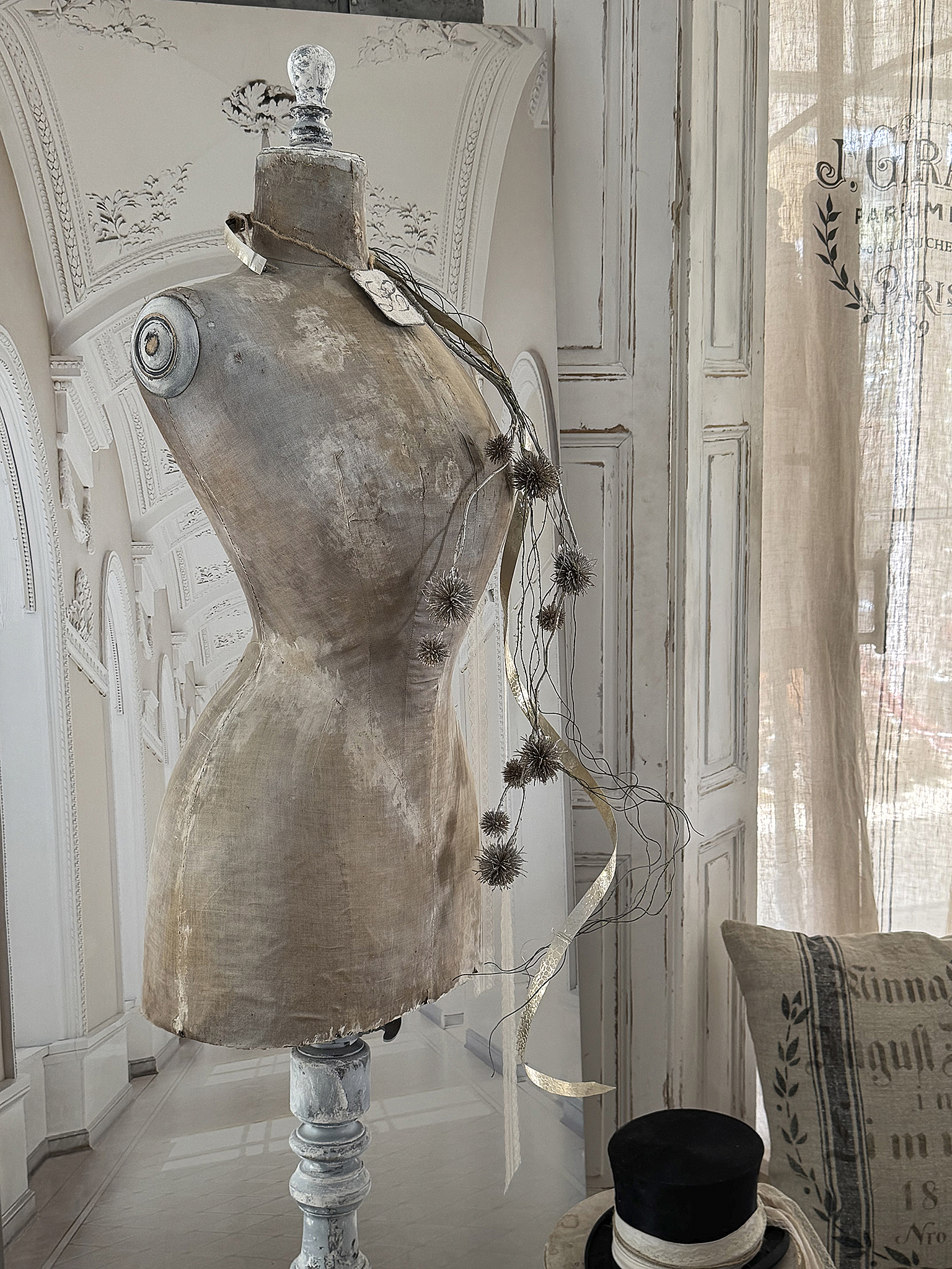  Antike Schneiderpuppe Taubenbrust/Wespentaille***