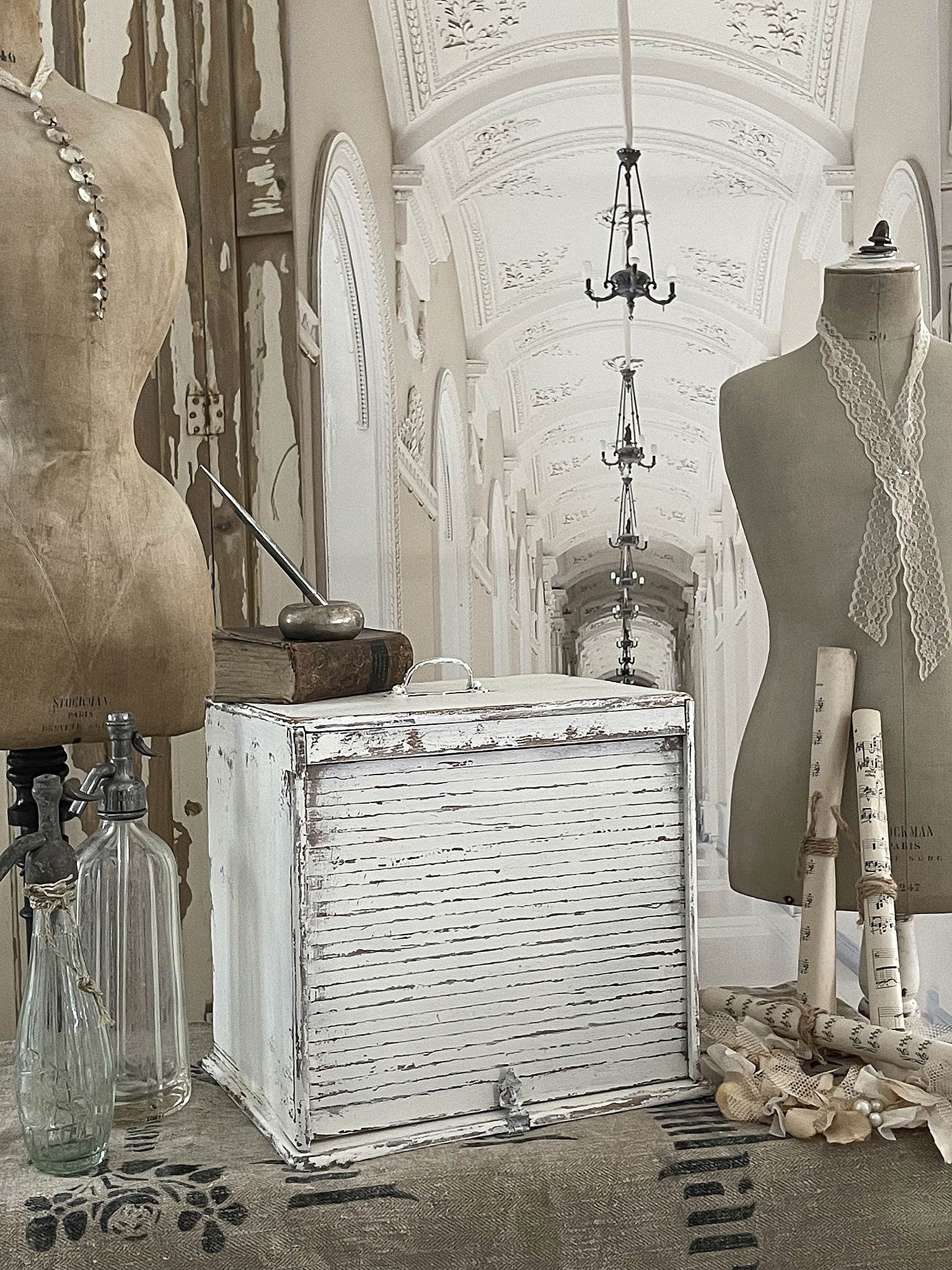 Antikes Rollschränkchen Liebhaberstück***