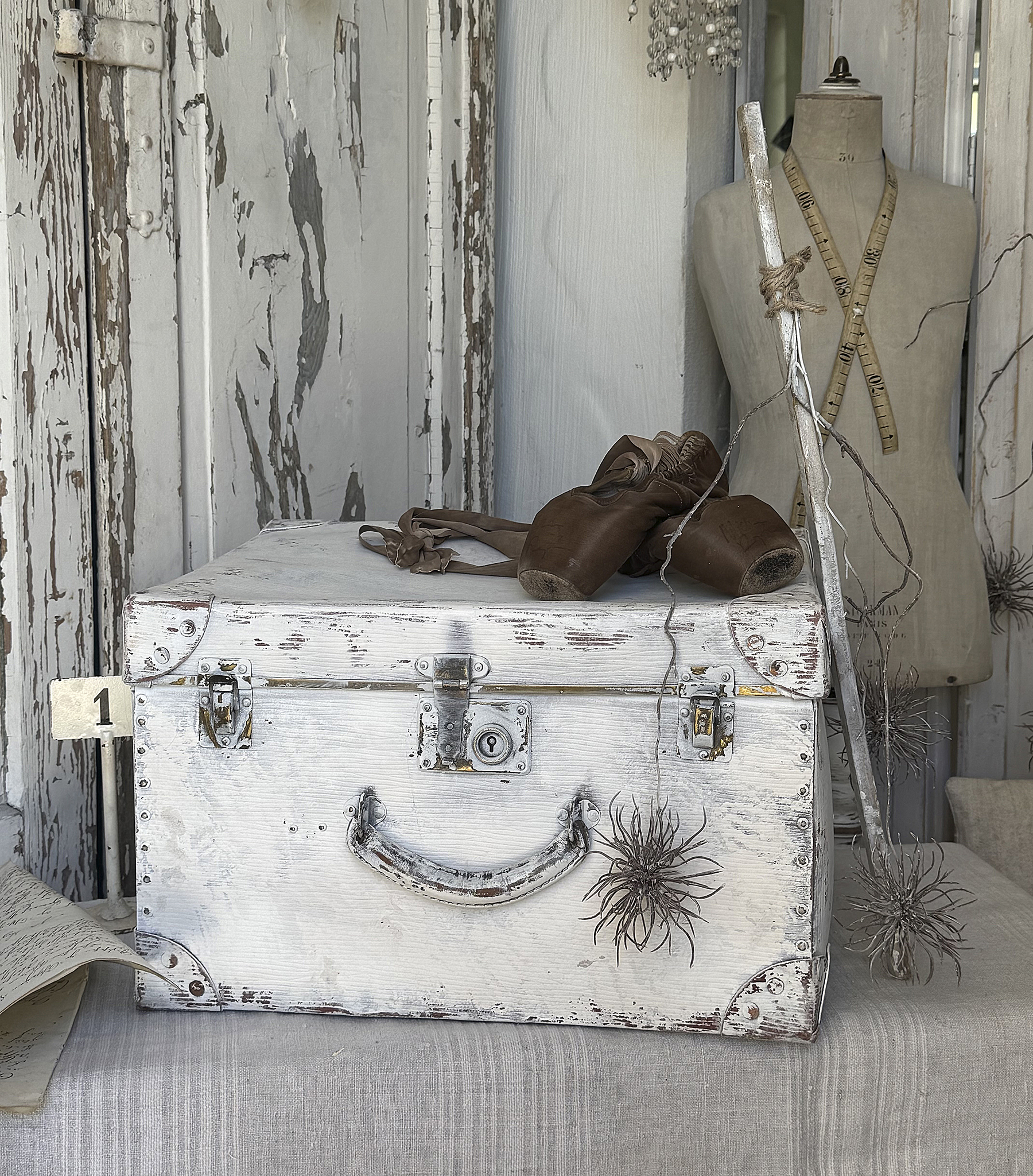 Zauberhafter Vintage-Hutkoffer in seltener Form – Shabby Chic Unikat mit Geschichte und Charme