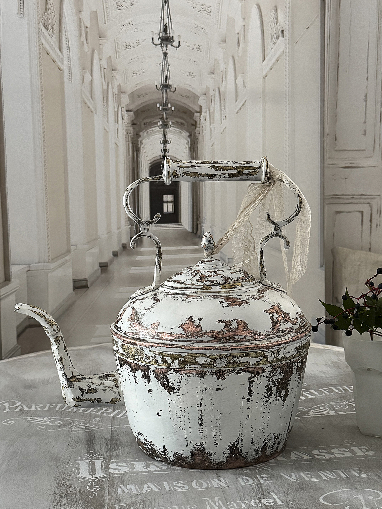  Alter Kessel im Shabby-Kleid***