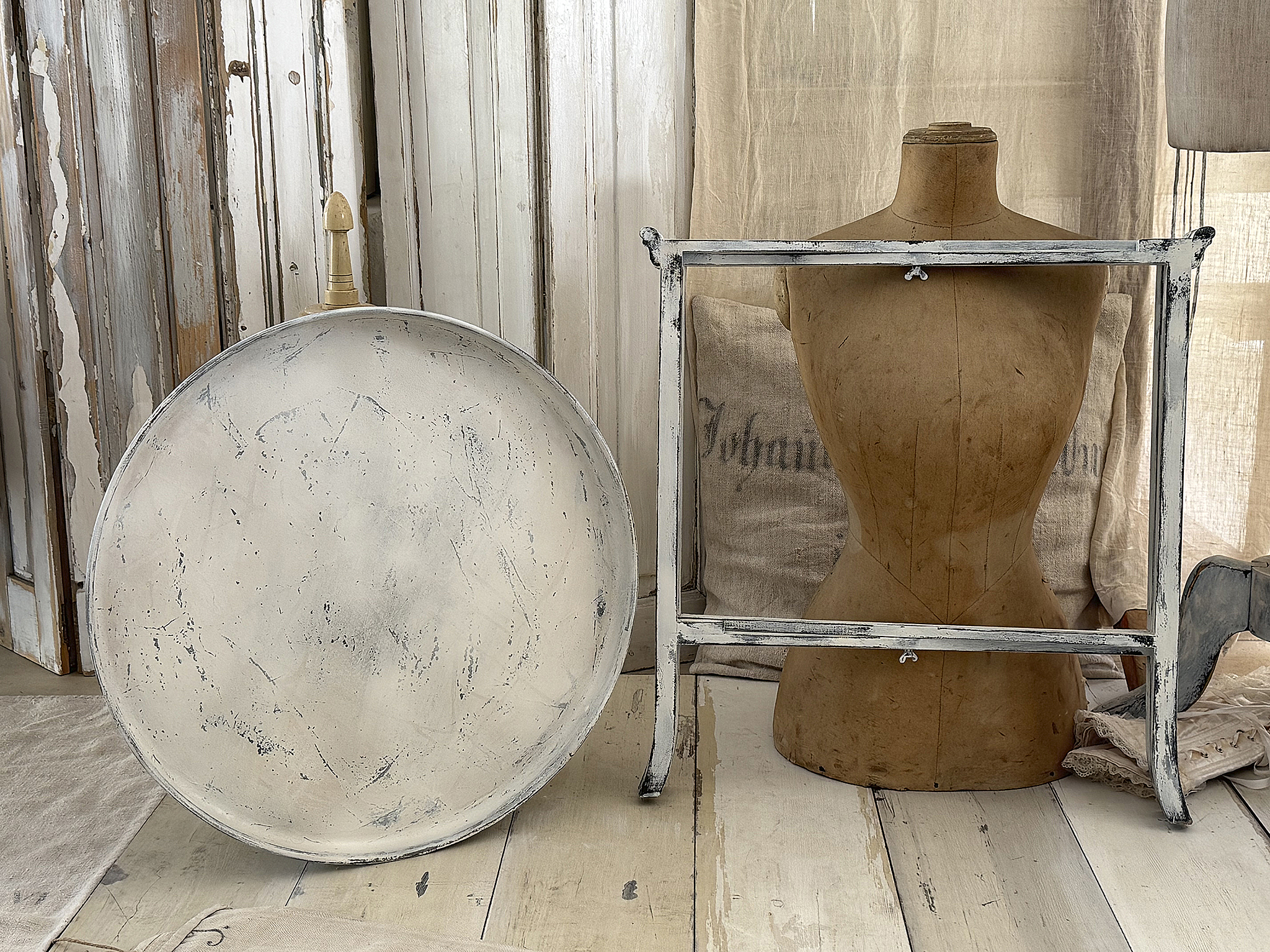 Alter Tablett Klapptisch/Stillleben***