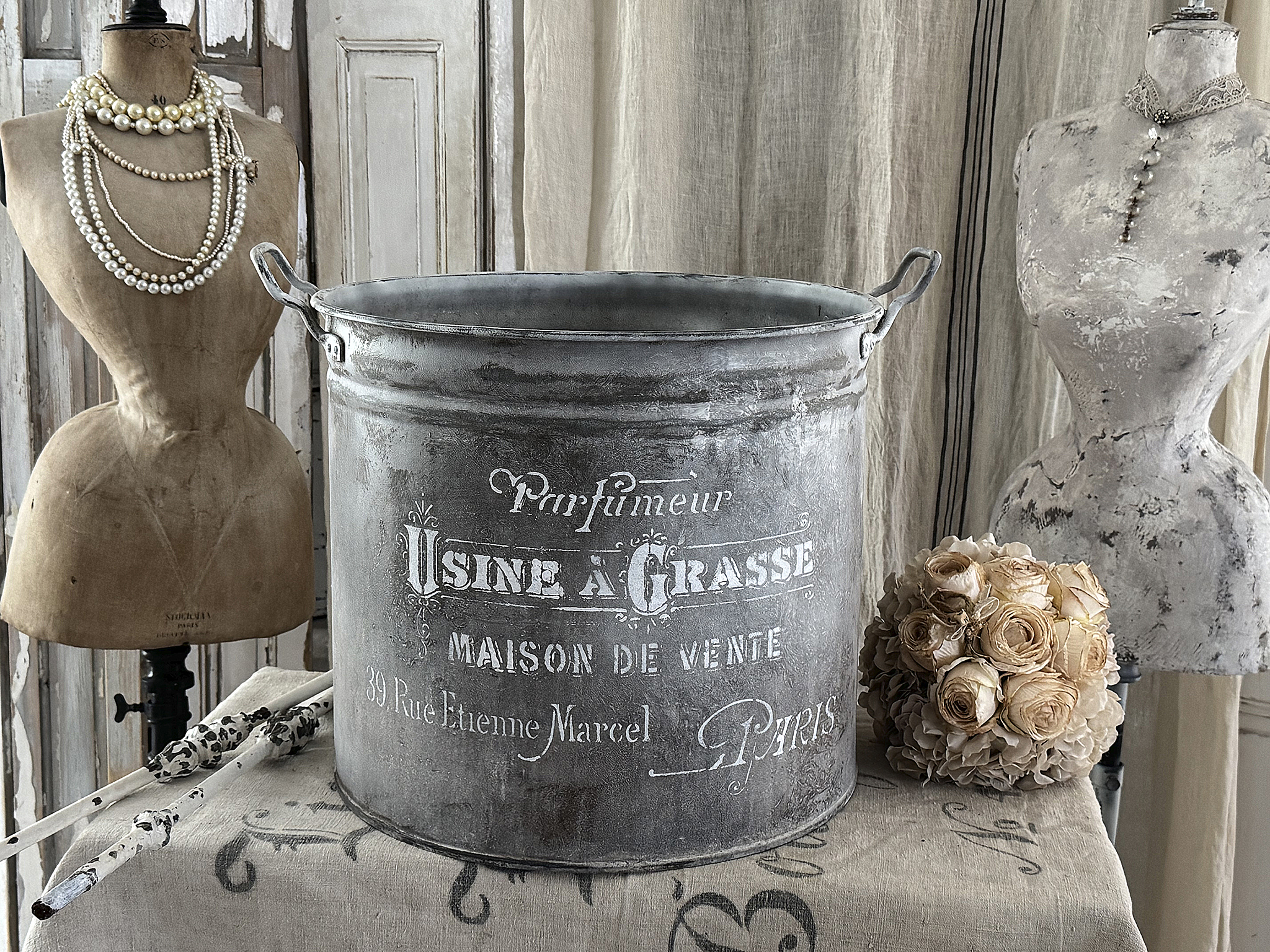 Großer alter Zinktopf (46 Liter) – französischer Vintage-Charme im Shabby-Look***