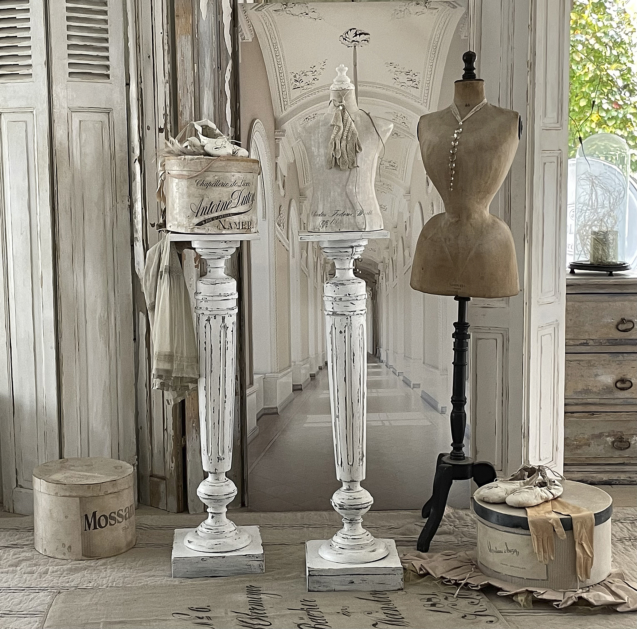 Antike große Holzsäule Shabby-Chic***
