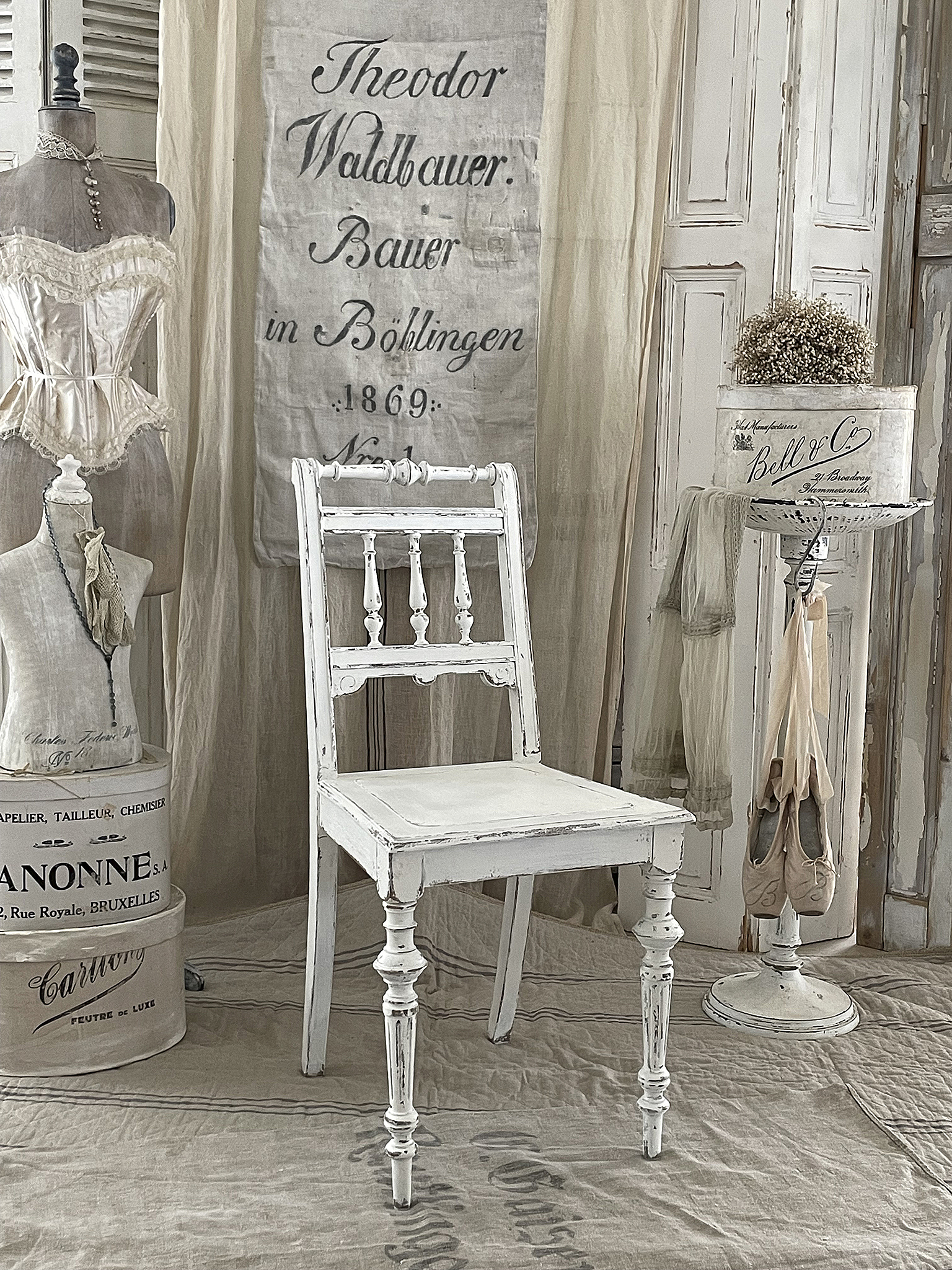 Antiker Shabby Gründerzeitstuhl***