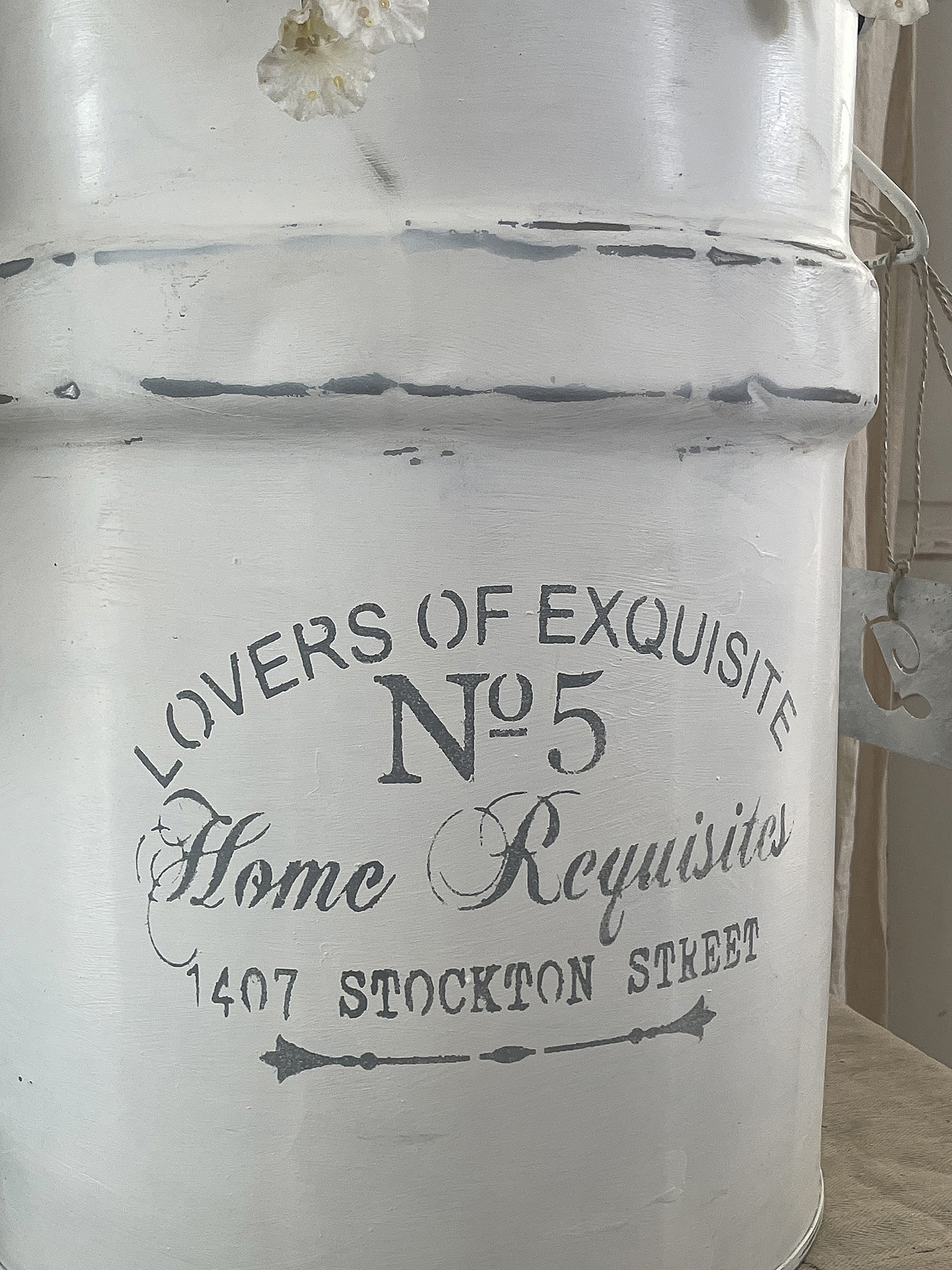 Shabby-Tonne aus Aluminium Reyuisites*** Shabby-Tonne aus Aluminium Reyuisites***