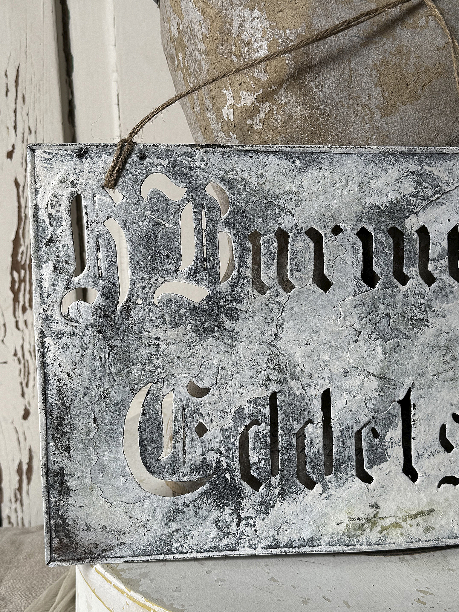 Antike Eisen-Schablone mit Patina & altdeutscher Schrift***