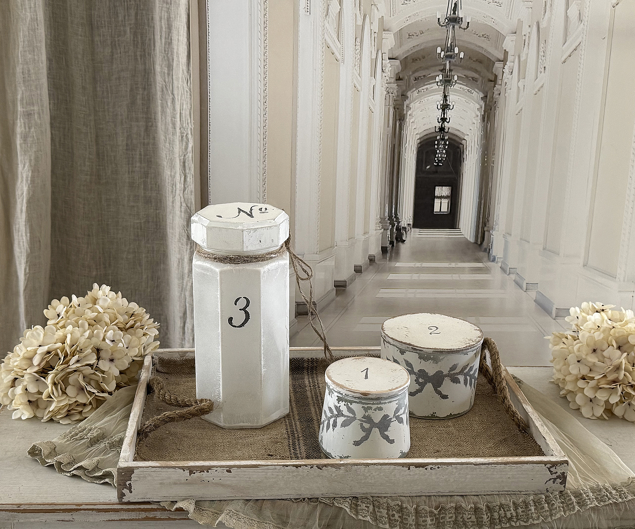 Shabby-Konvolut Tablett mit Schalen***