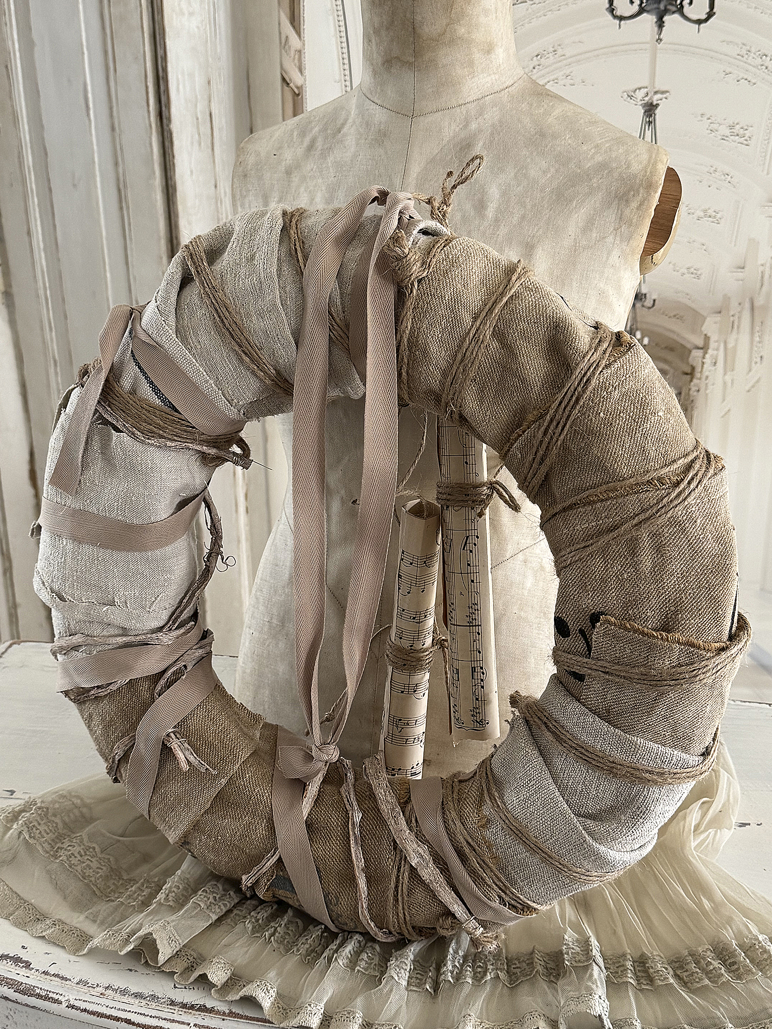 Individueller alter Mehlsack-Kranz mit Notenblättern***