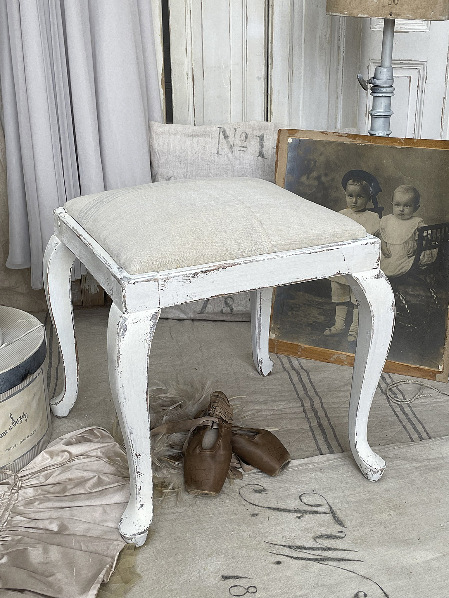 Alter wertiger Chippendale Hocker 1*** Alter wertiger Chippendale Hocker 1***
