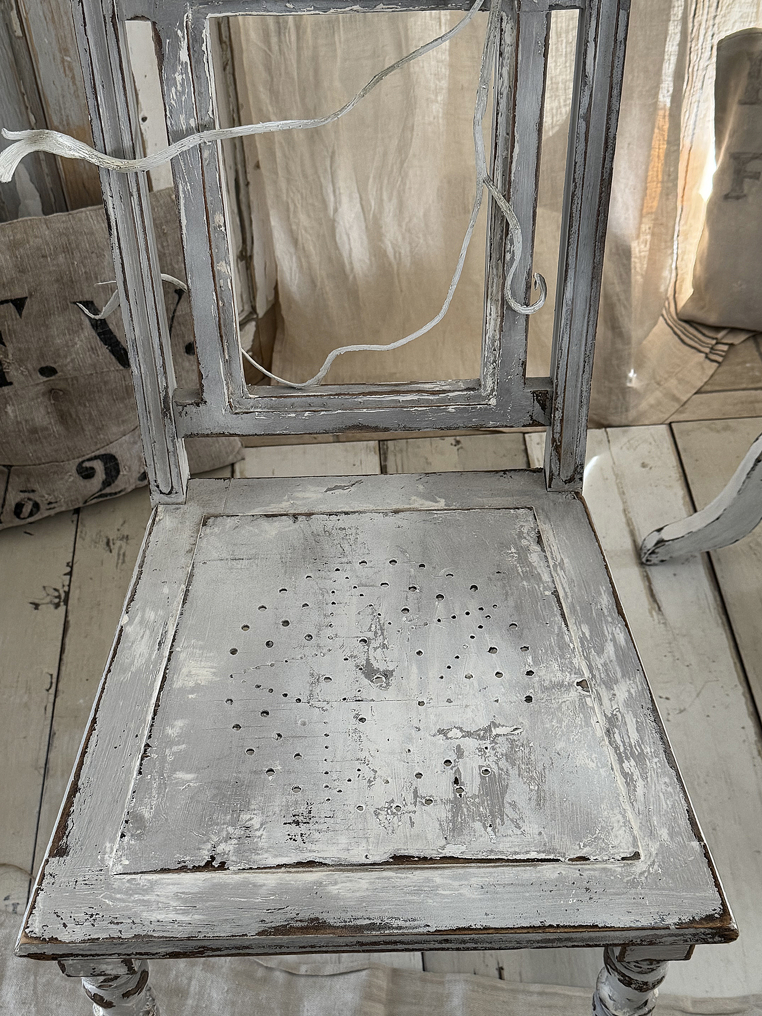  Ein antiker Gründerzeitstuhl mit Geschichte*** 