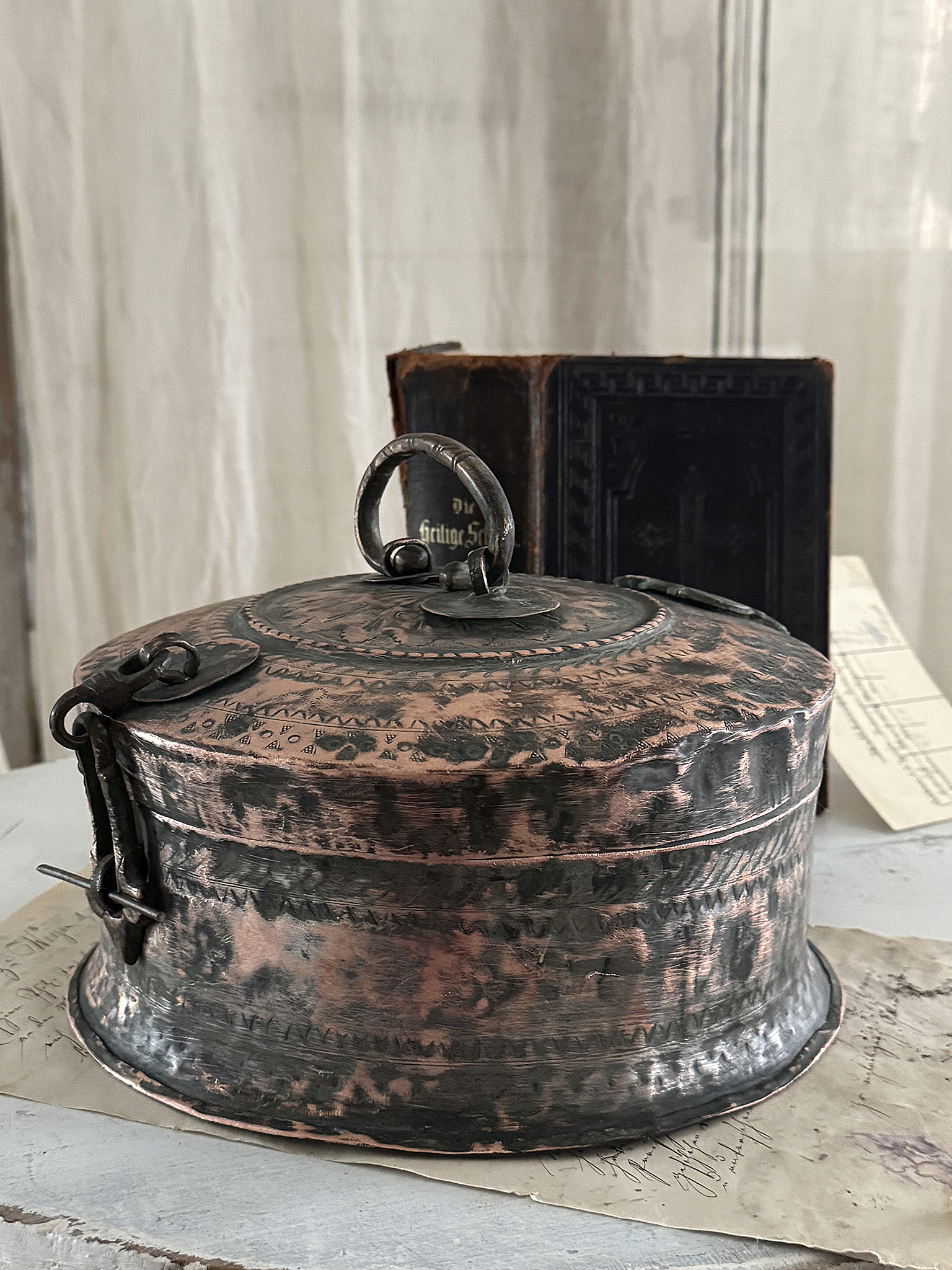 Antike Kupferschale mit Deckel ein kostbares Stück mit Geschichte*** 