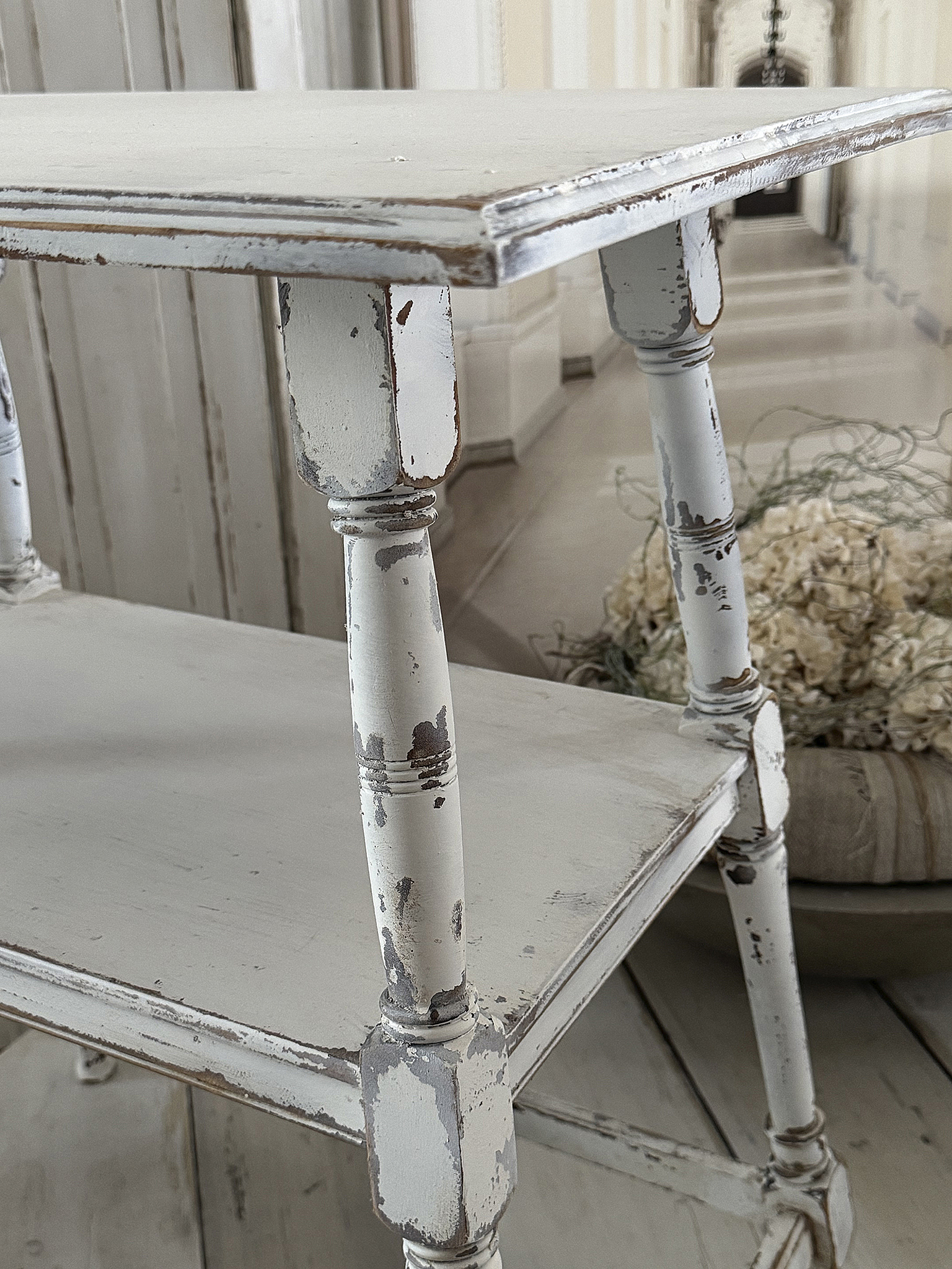 Alter Landhaustisch, Beistelltisch***