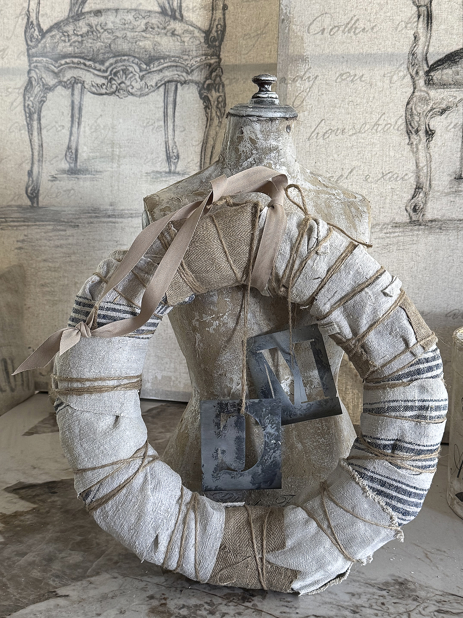 Individueller Mehlsack-Kranz mit alten Schablonen ***