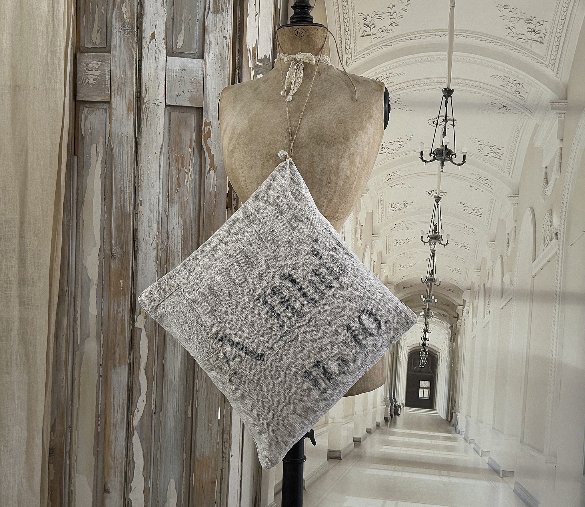 Charmantes Mehlsackkissen mit Geschichte No. 10***