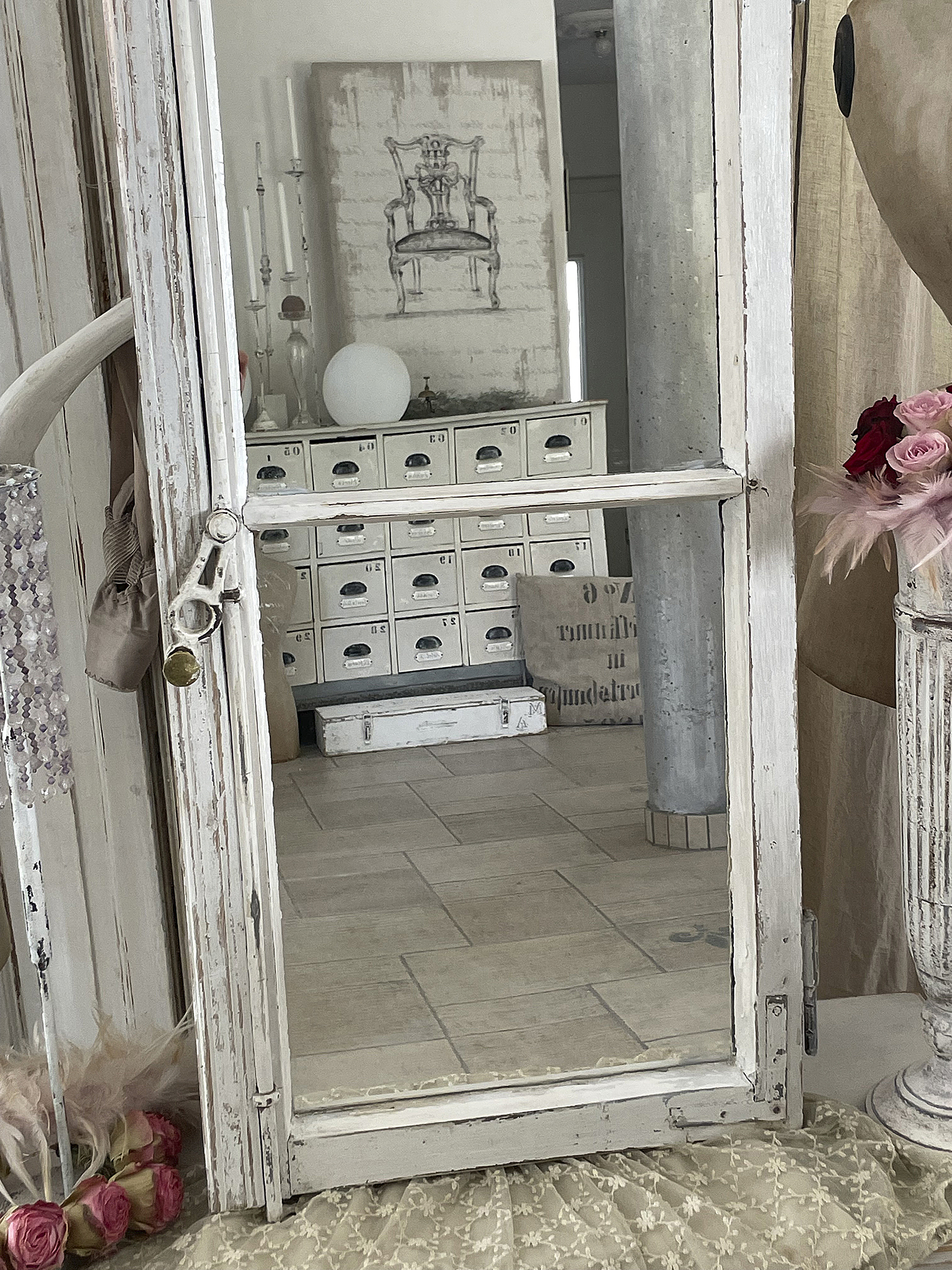 Antikes Sprossen/Spiegelfenster mit Pendelgriff ***