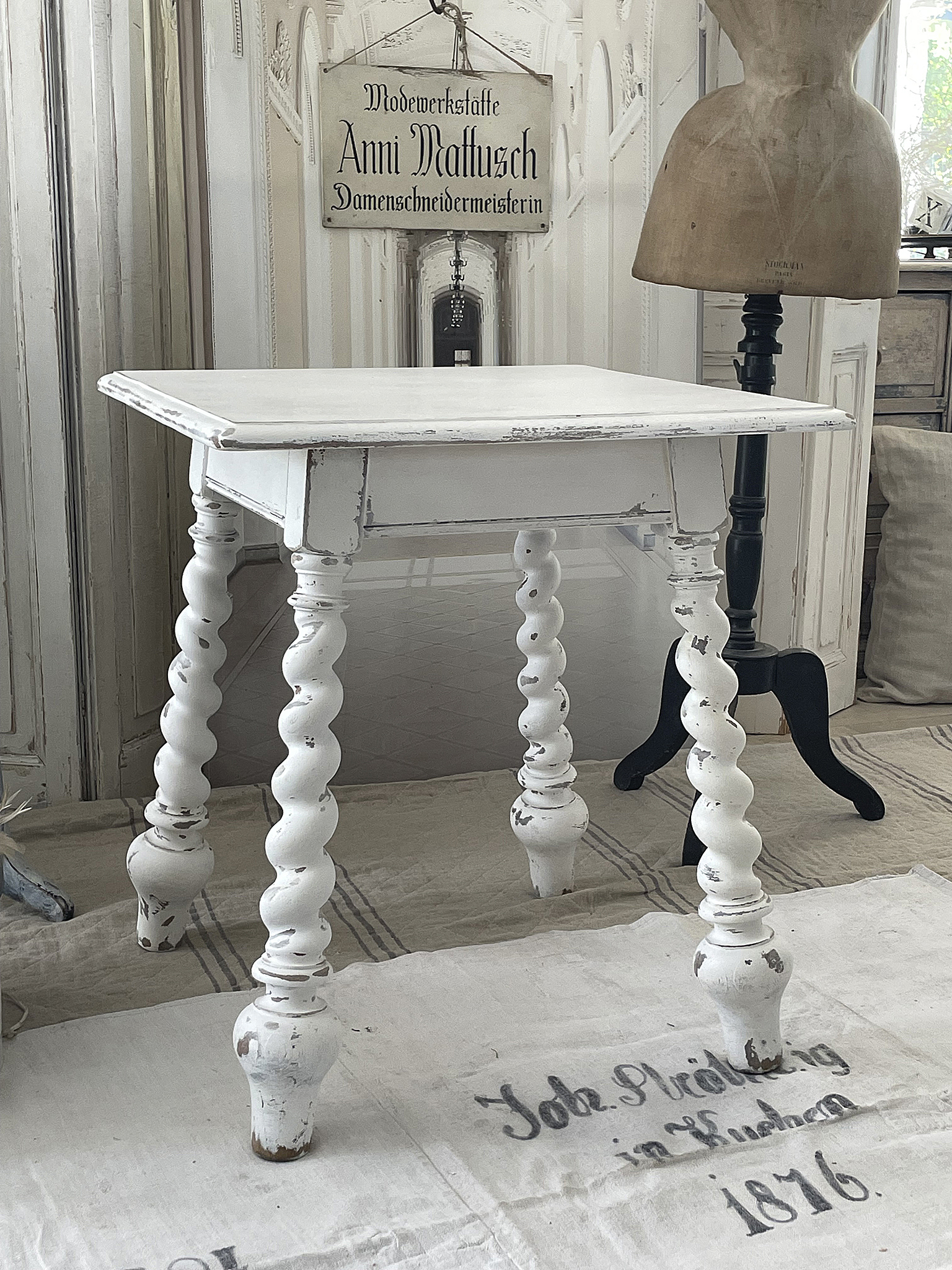 Alter Shabby Beistelltisch*** Alter Shabby Beistelltisch***