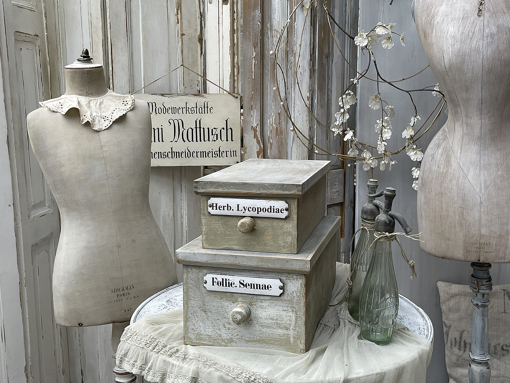 Duo alte Holz Apothekerkisten mit Deckel im original Lack*** Duo alte Holz Apothekerkisten mit Deckel im original Lack***