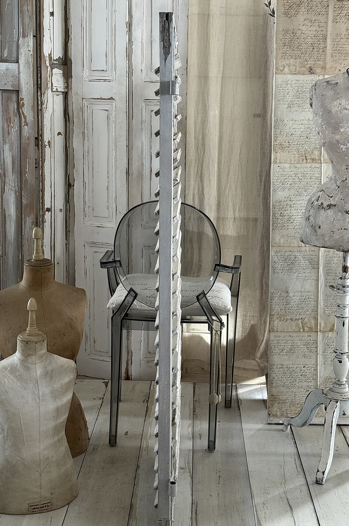 Wunderschöner antiker Lamellenladen im authentischen Vintage-Charme***