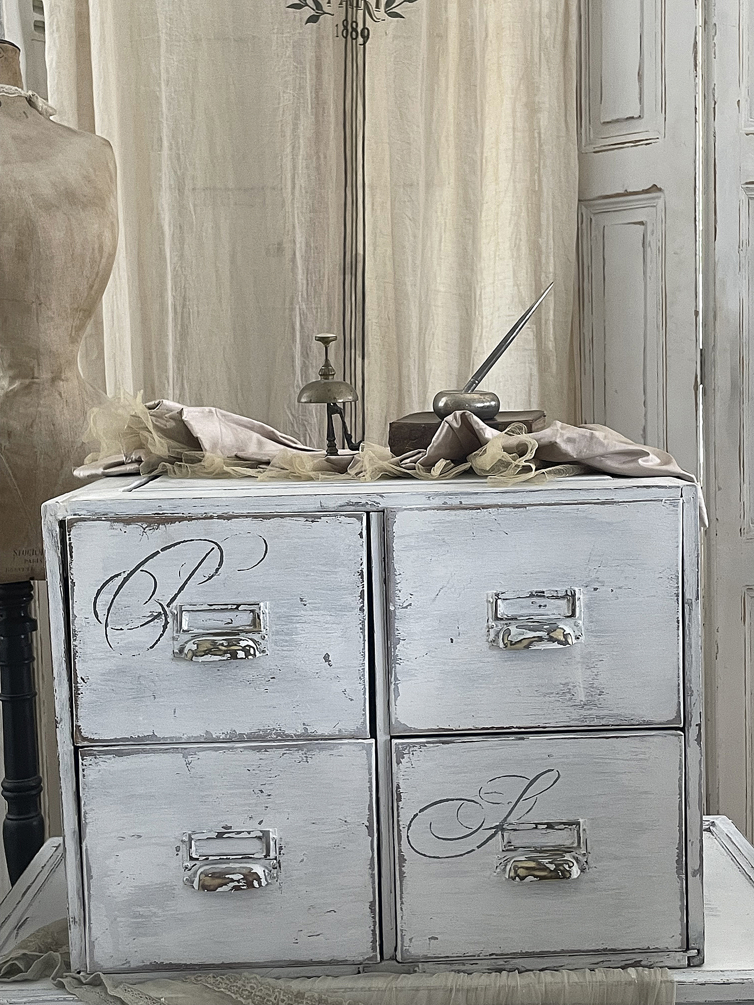 Alter Registerschrank Shabby-Pur***