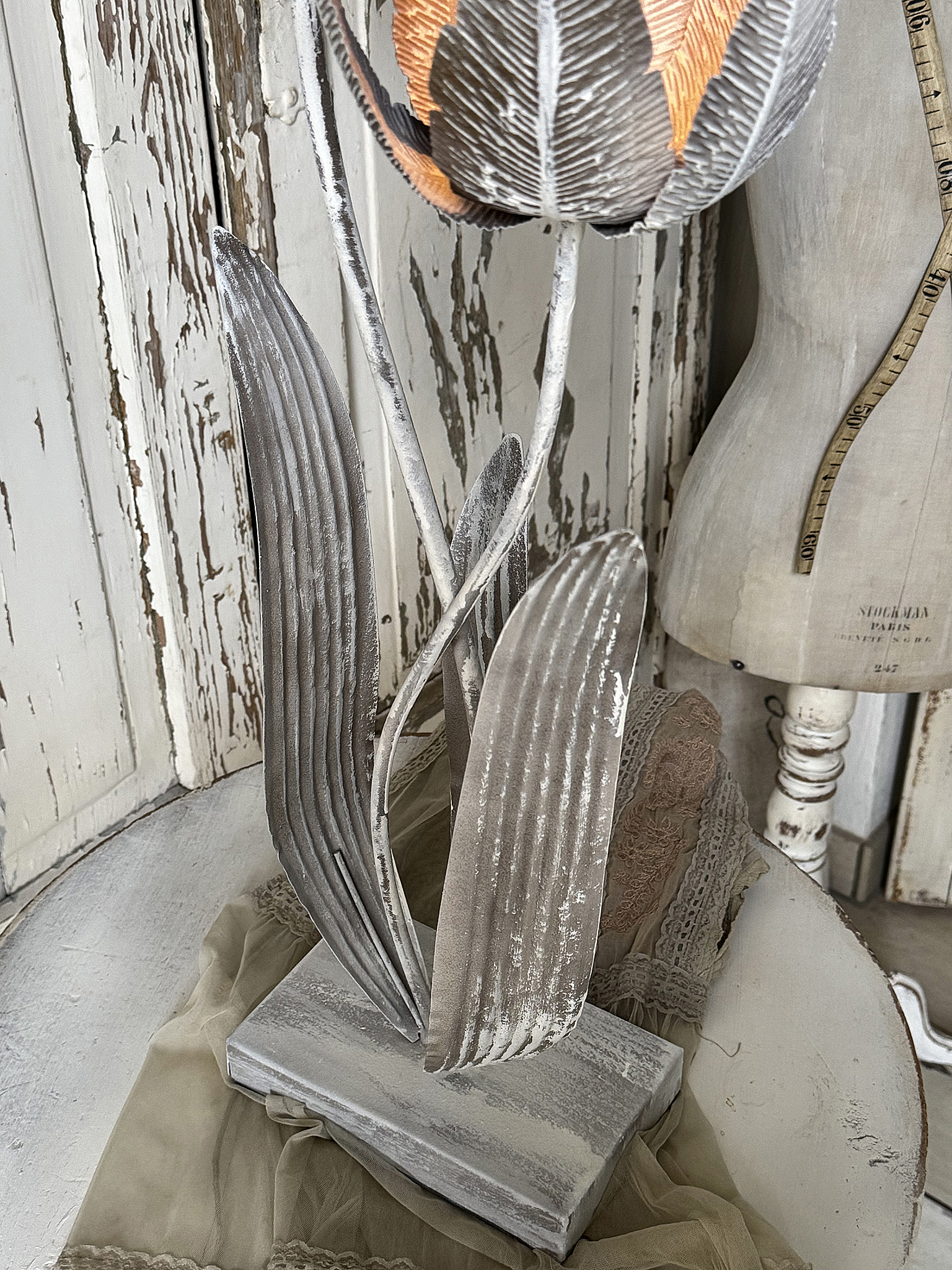 Große Tulpen-Skulptur aus Cortenstahl***