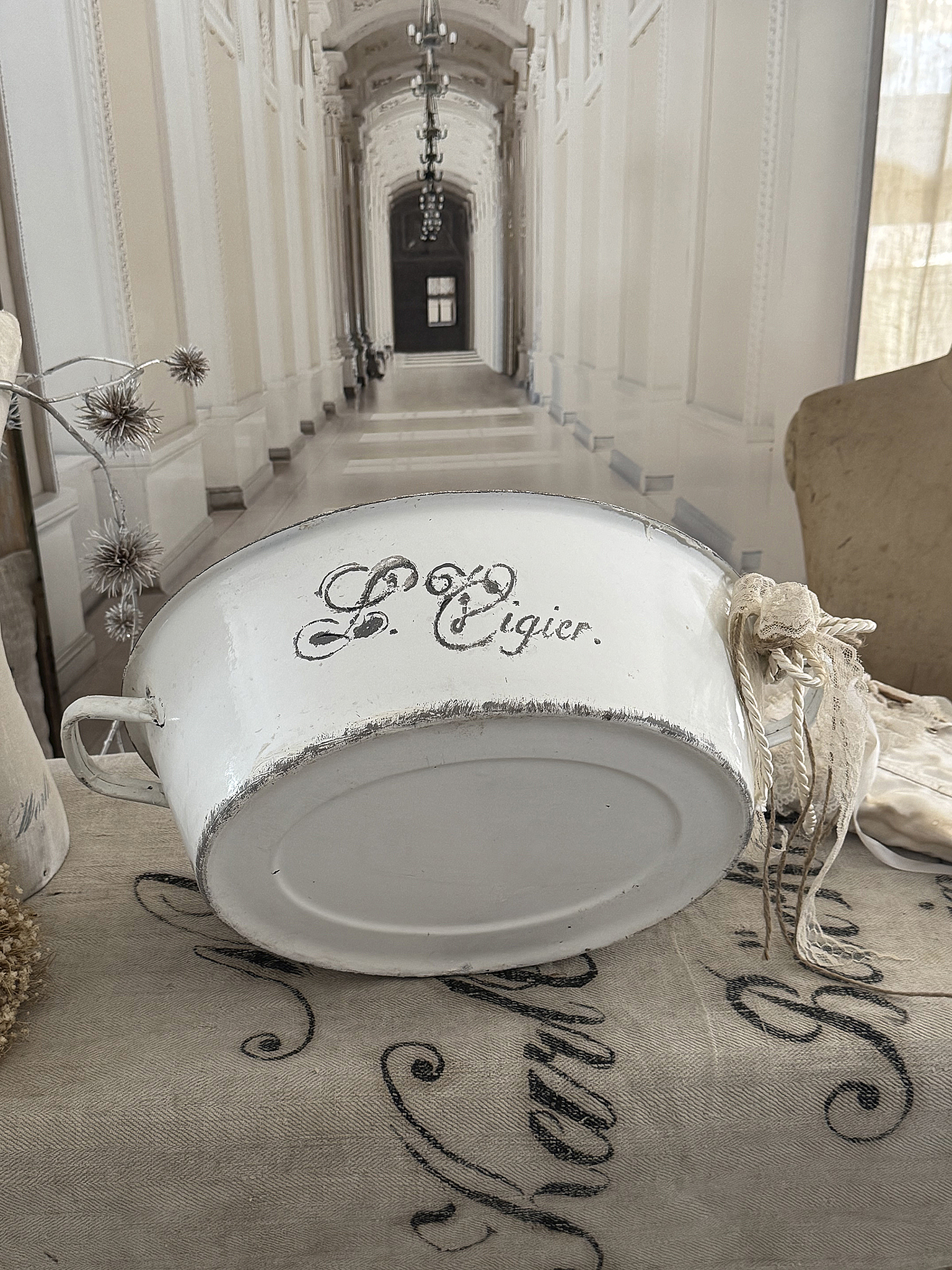 Süße Waschschüssel mit romantischer Deko***