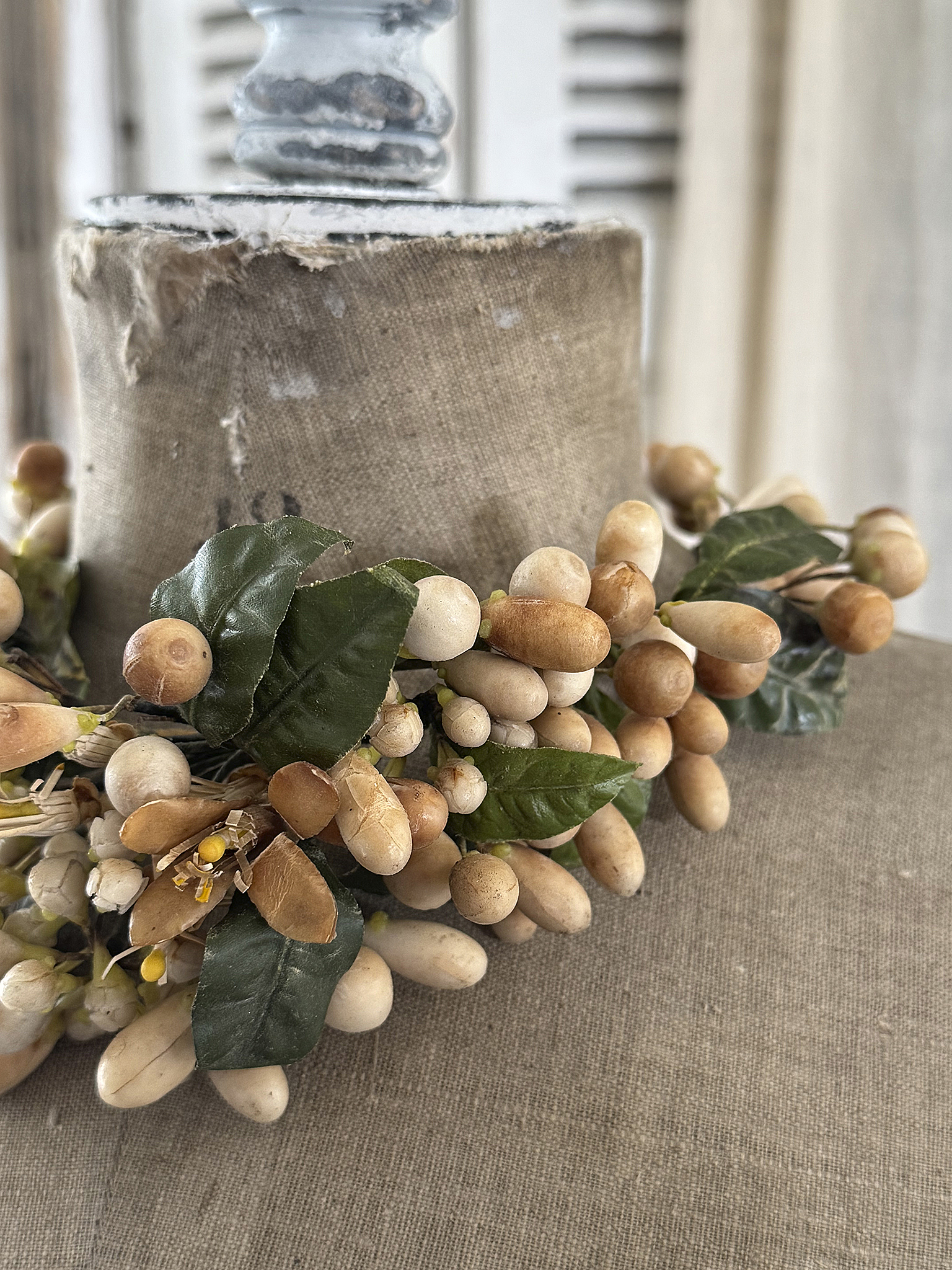 Reserviert! Antiker Brautkranz aus Wachs-Orangenblüten – zarter Hochzeitsschmuck um 1900***