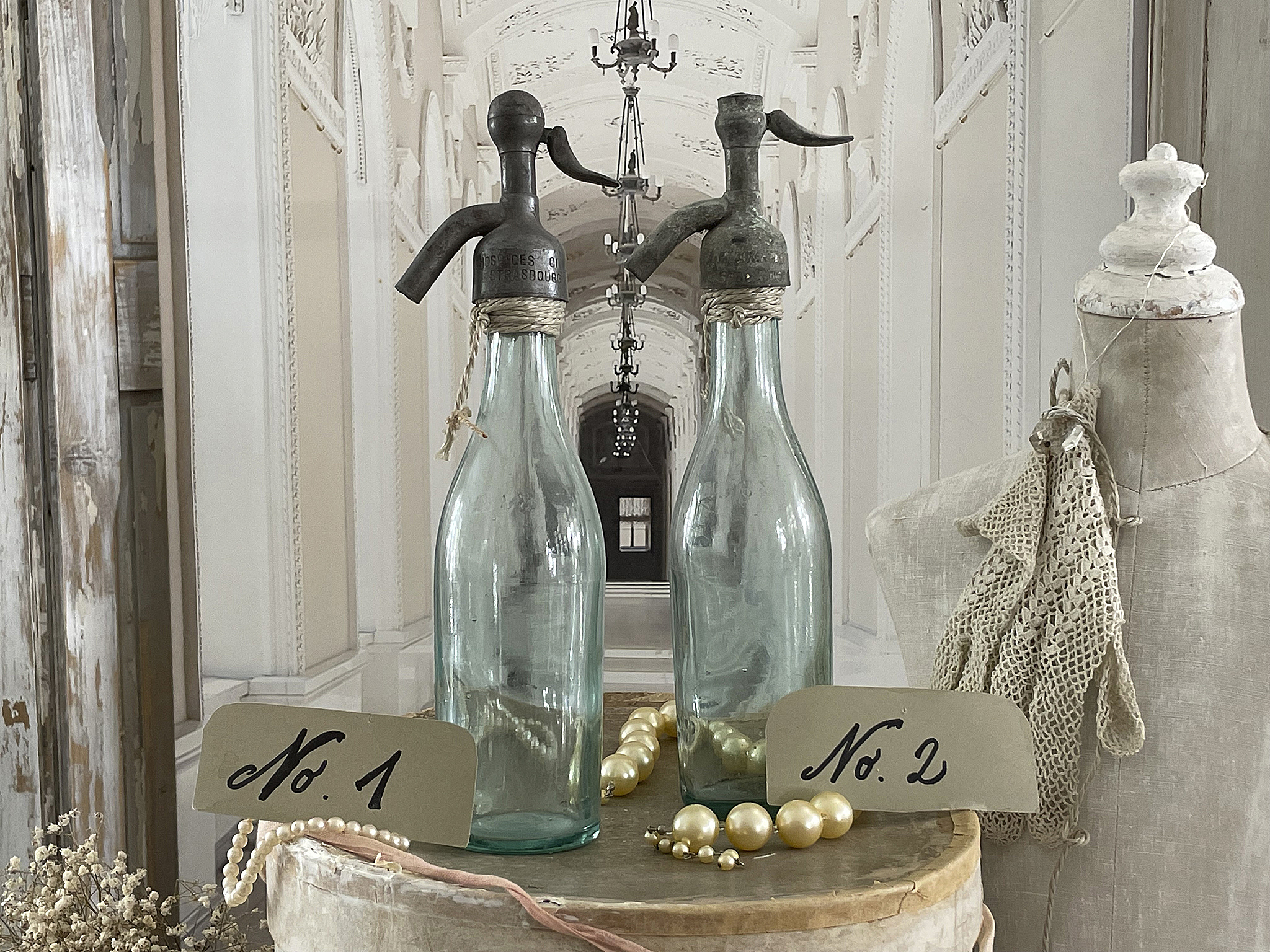 Brocante alte kleine Sodaflasche***