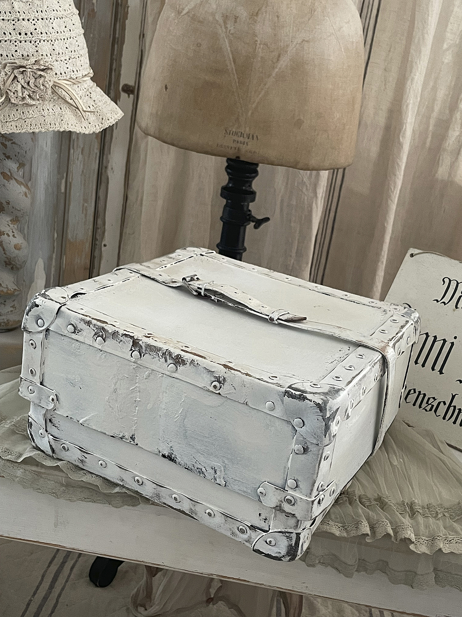 Reizender alter Hutkoffer/Kiste*** Reizender alter Hutkoffer/Kiste***